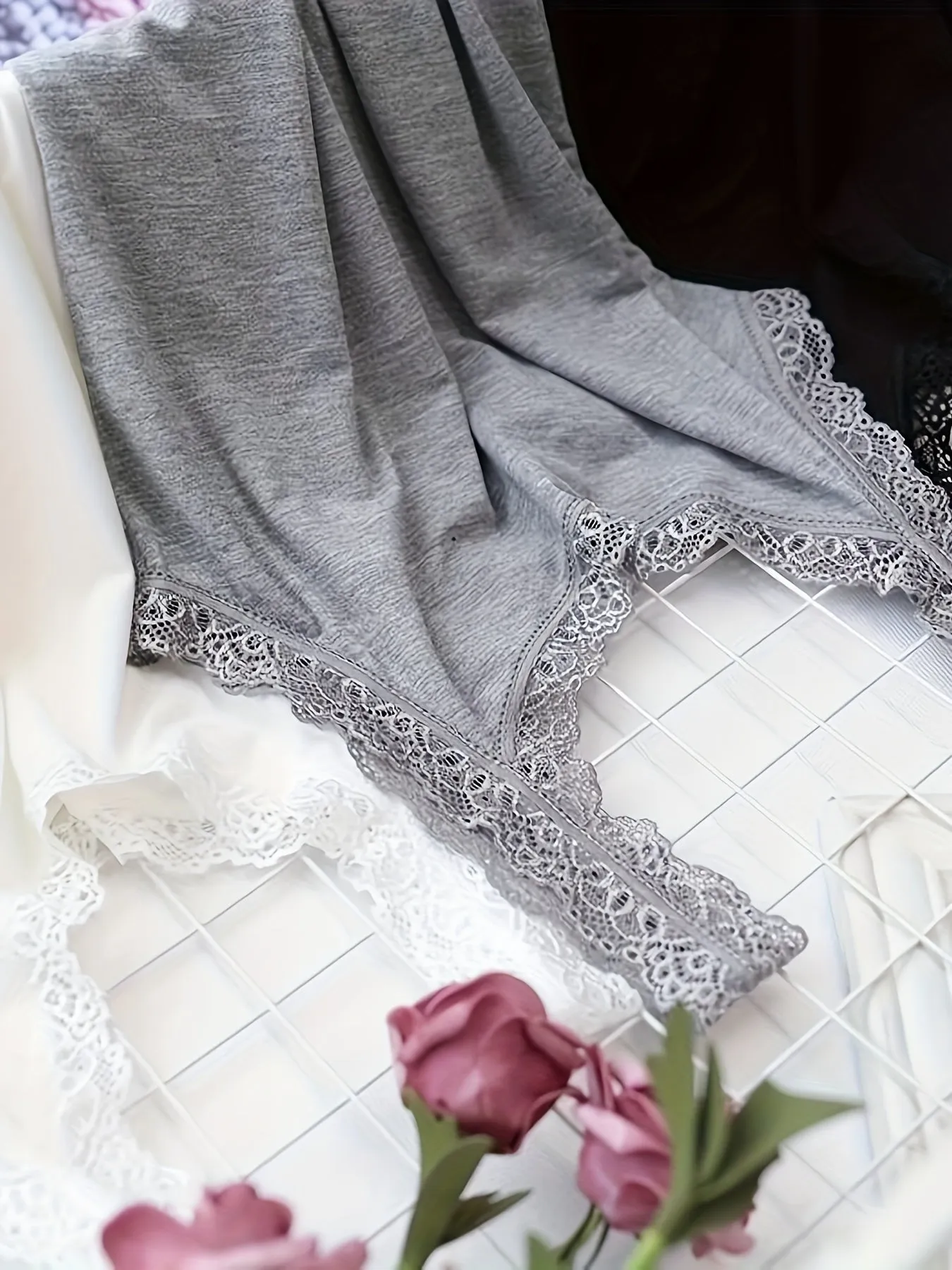 3-Pack Lace Trim Camisole Tops for Women