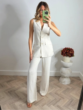 Abrasion Resistant Panels Claire Linen Straight Leg Trouser in Neutral Flexibility Built-In Hidden Zip Pockets Claire Linen Straight Leg Trouser in Neutral