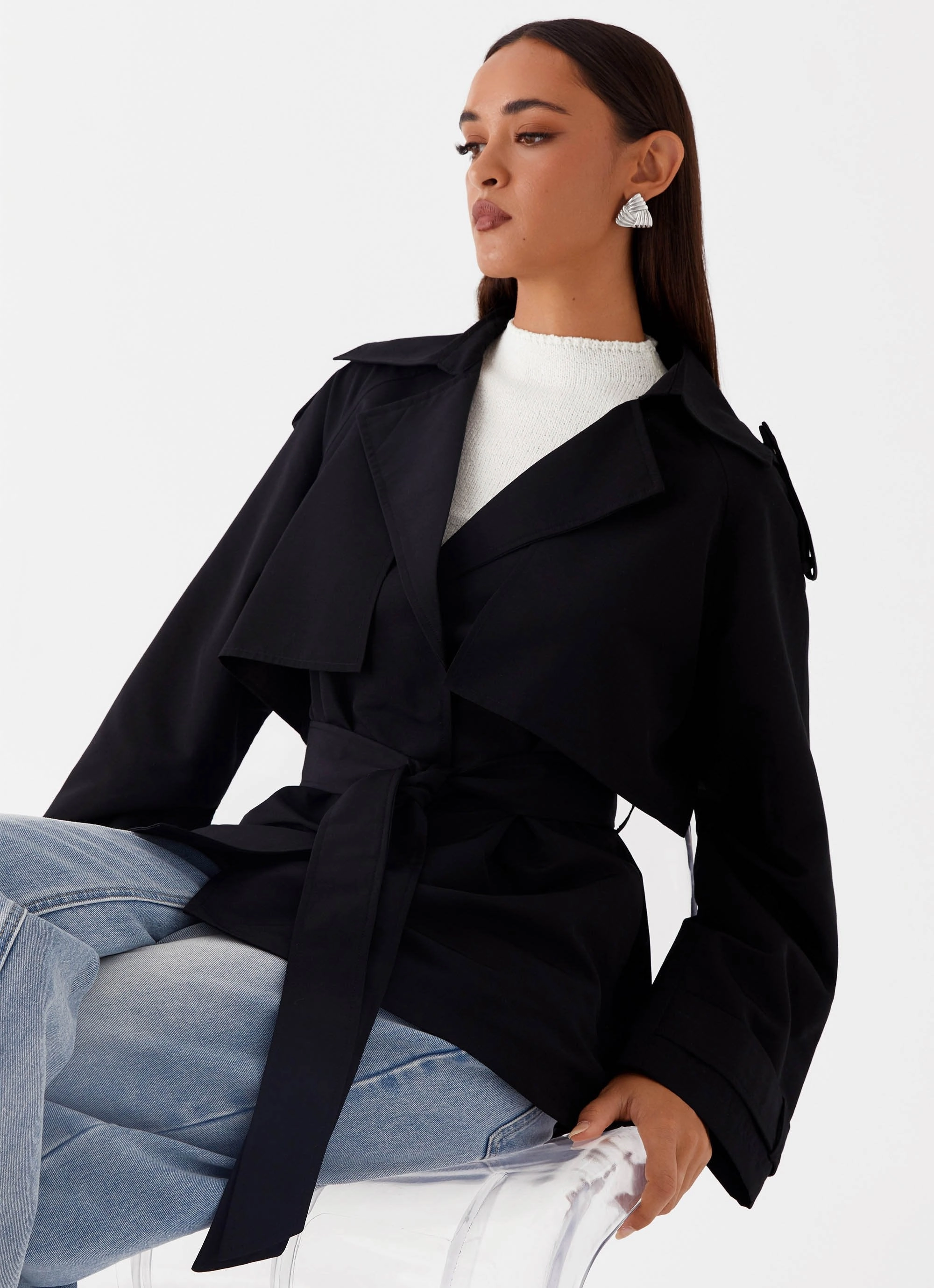 Soft Texture QuickDryMaterial Ace Of Spades Cropped Trench Coat - Black