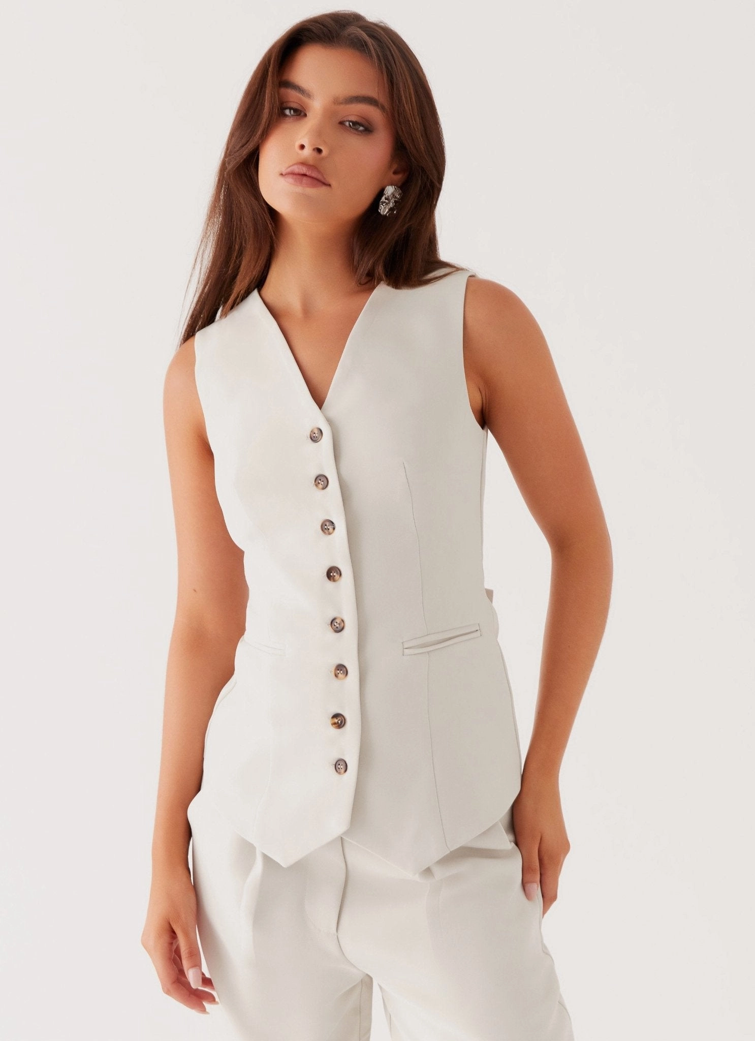 Alexis Vest Top - Pebble Sporty Fit Waterproof Shell