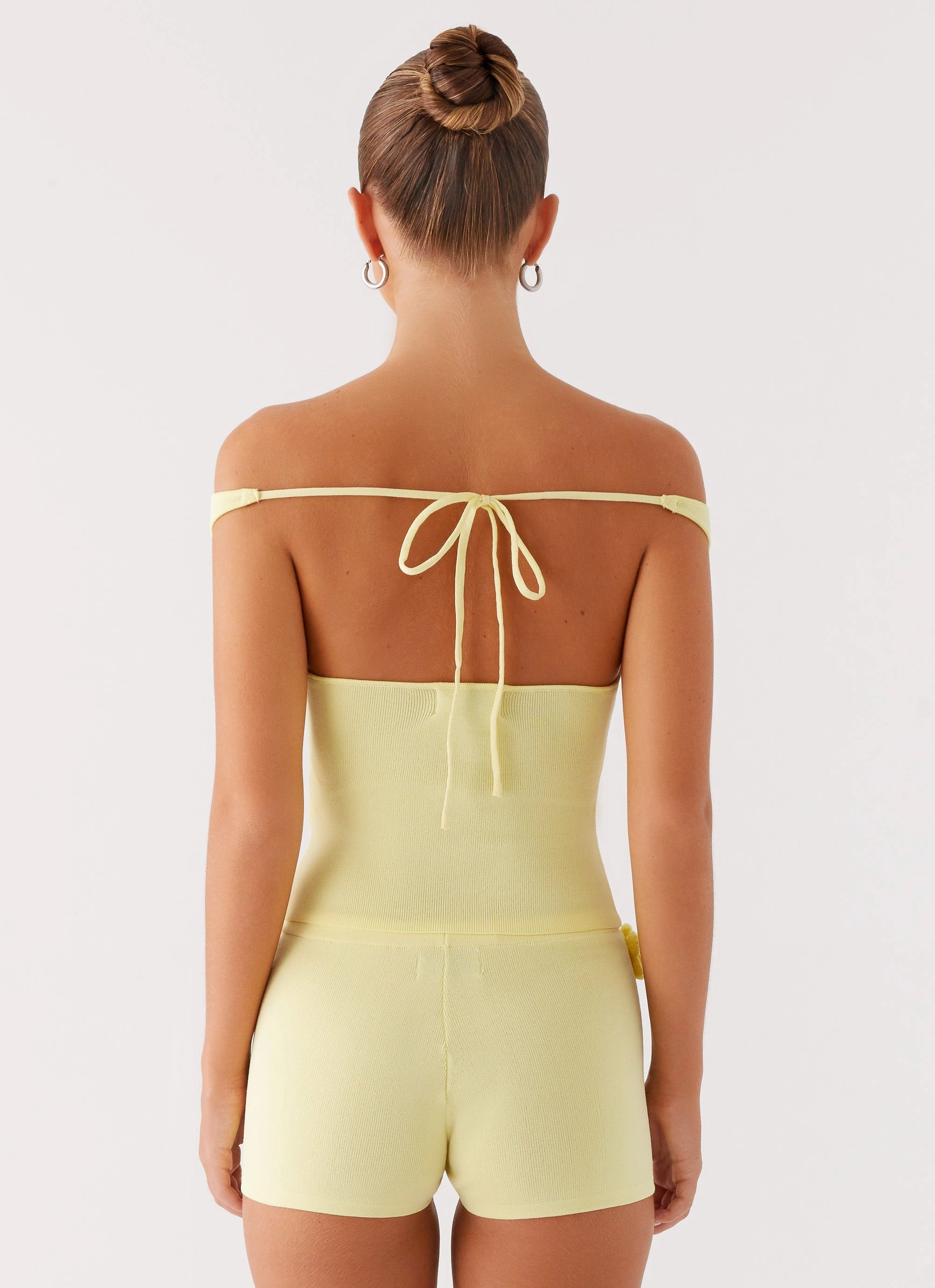 Flattering Drape Compression Fit Engineering Aliah Knit Top - Yellow