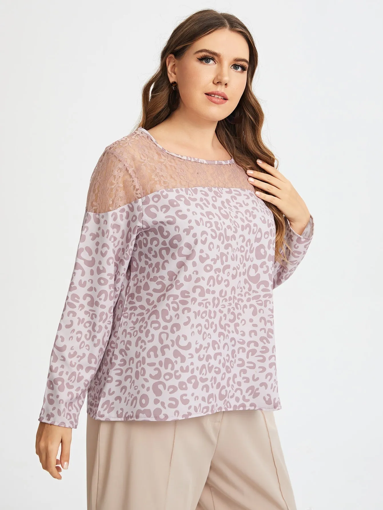 All Over Print Contrast Lace Long Sleeve Round Neck Regular Plus Size Blouse