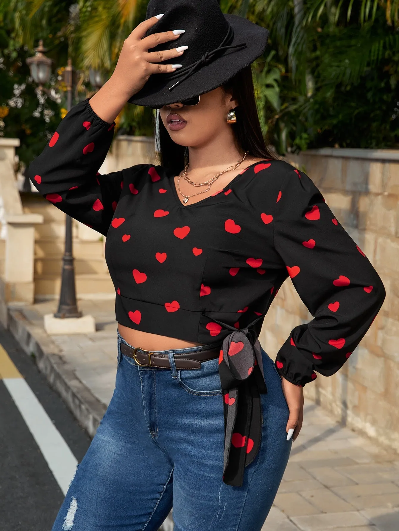 All Over Print Knot Long Sleeve V Neck Crop Plus Size Blouse
