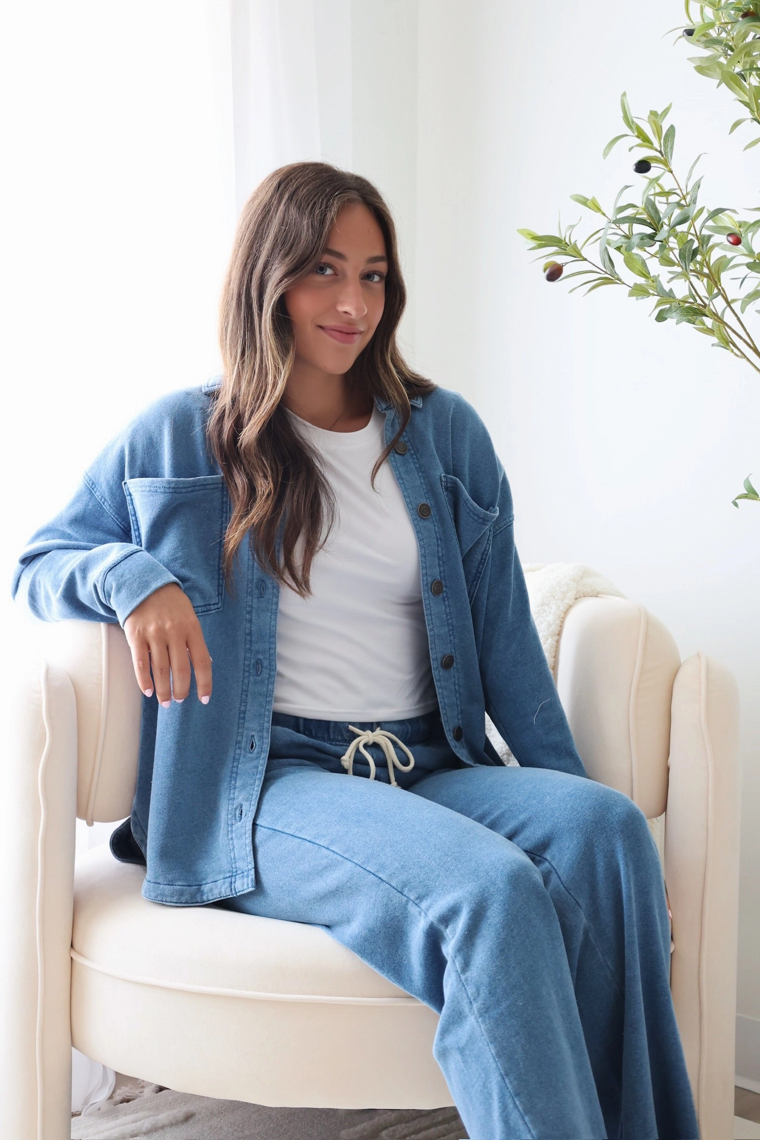 DurableDoubleLayeredHem All Day Knit Denim Jacket - Vintage Indigo