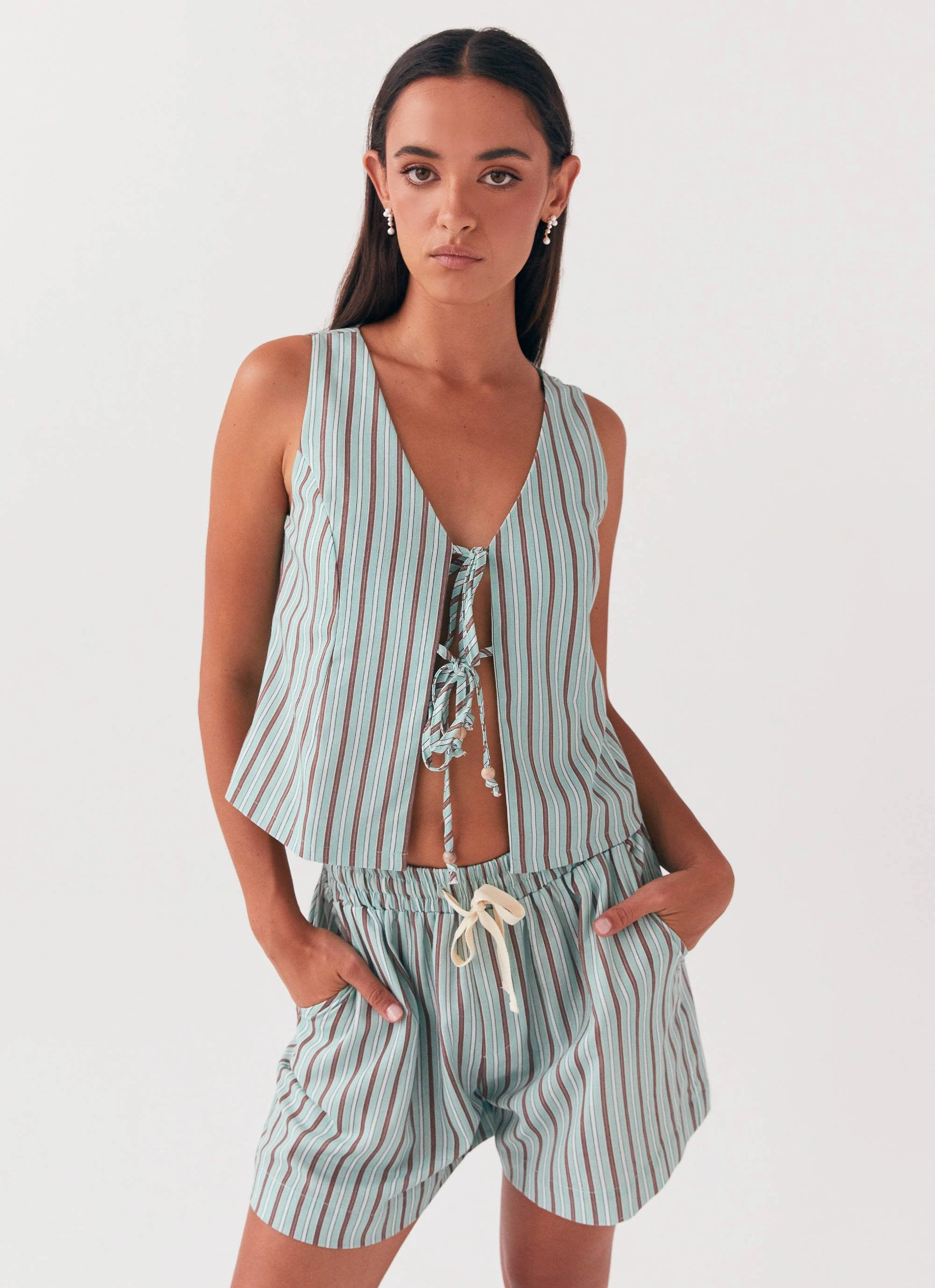 Allania Linen Shorts - Coastal Stripe Anti Snag Fabric