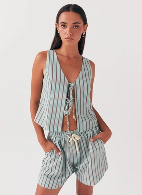 Allania Linen Shorts - Coastal Stripe Anti Snag Fabric