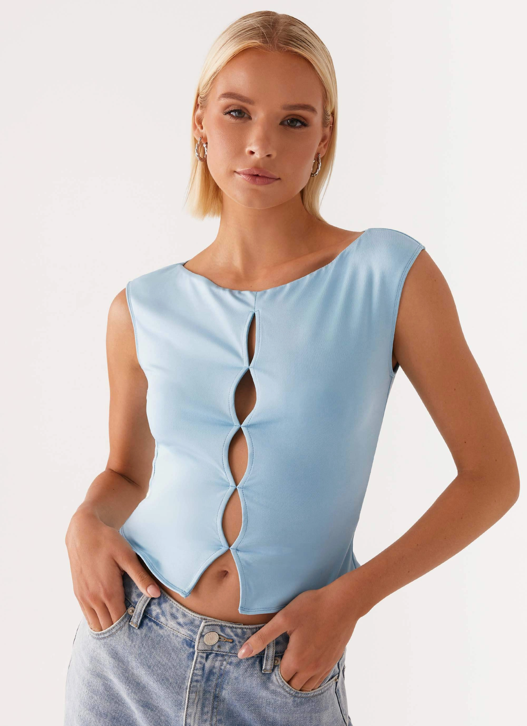 Breathable fabric MoistureWickingTechnology Ally Top - Baby Blue