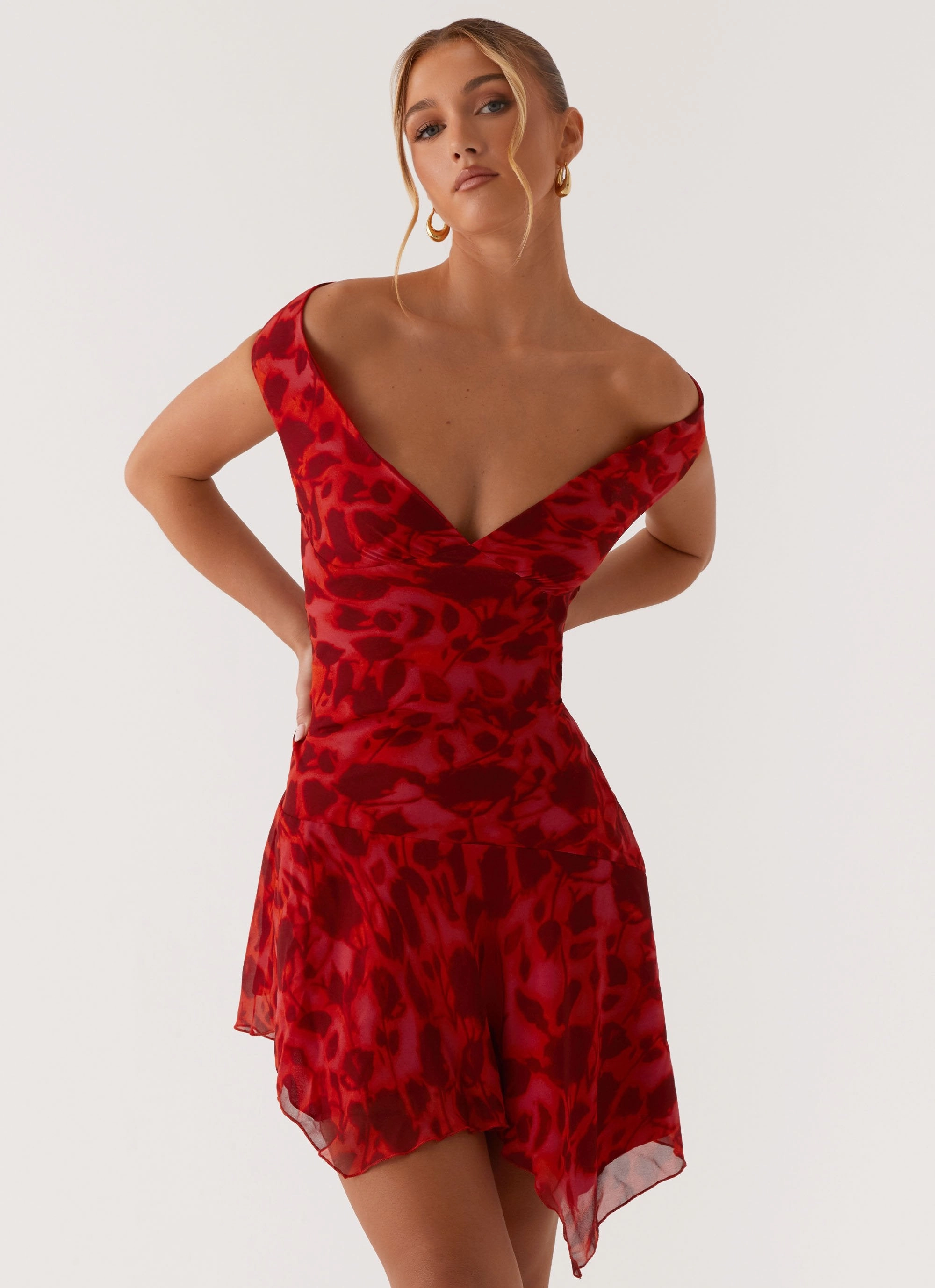 Alma Mini Dress - Deep Red Floral Relaxed Wear