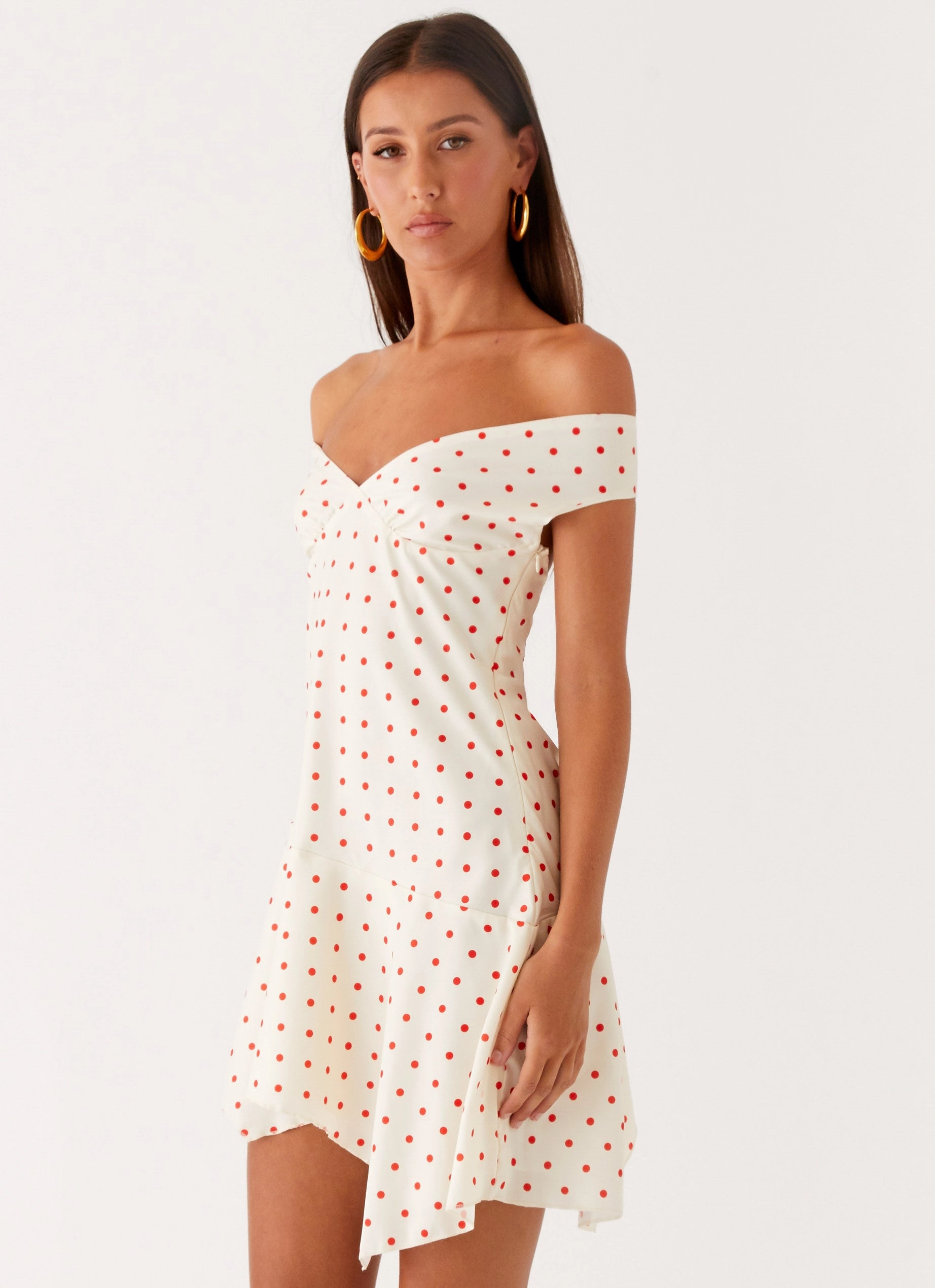 Office Smart Sleek Vibe Alma Mini Dress - White Red Polka Dot