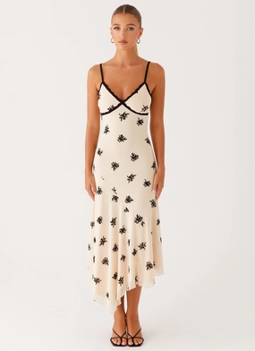 Amelia Midi Dress - Nude Polished Look Perfect Fit Look Back Detail Amelia Midi Dress - Nude