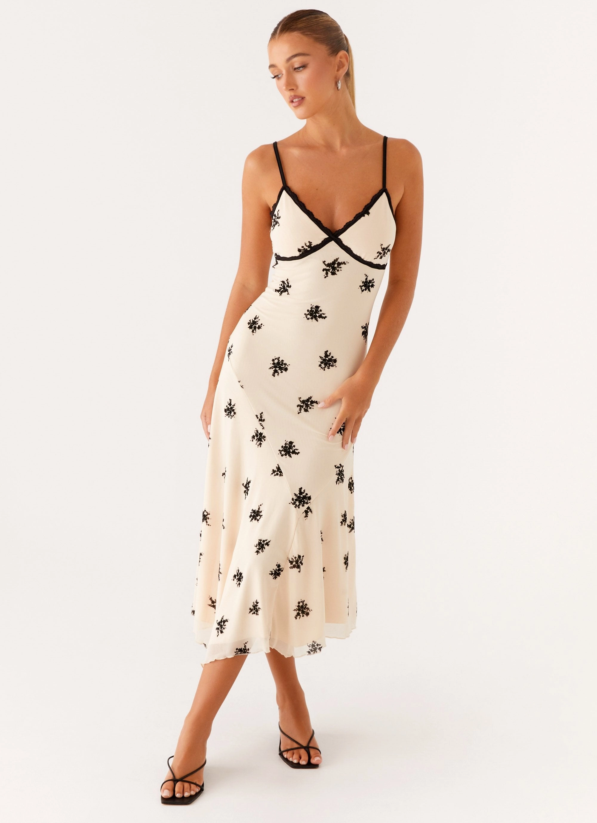 Soft Layering Amelia Midi Dress - Nude