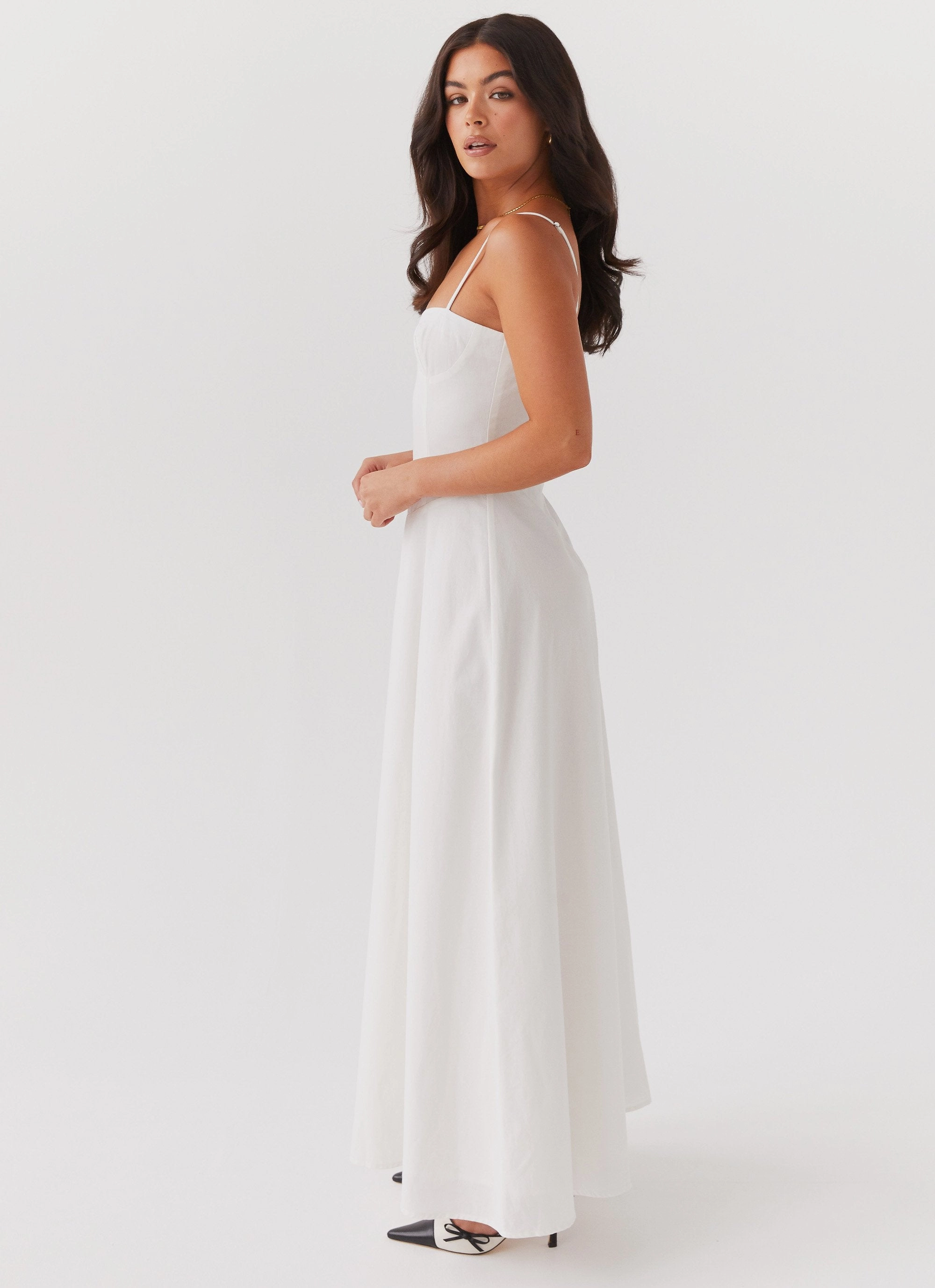 Angelina Linen Maxi Dress - White Casual day-to-night piece