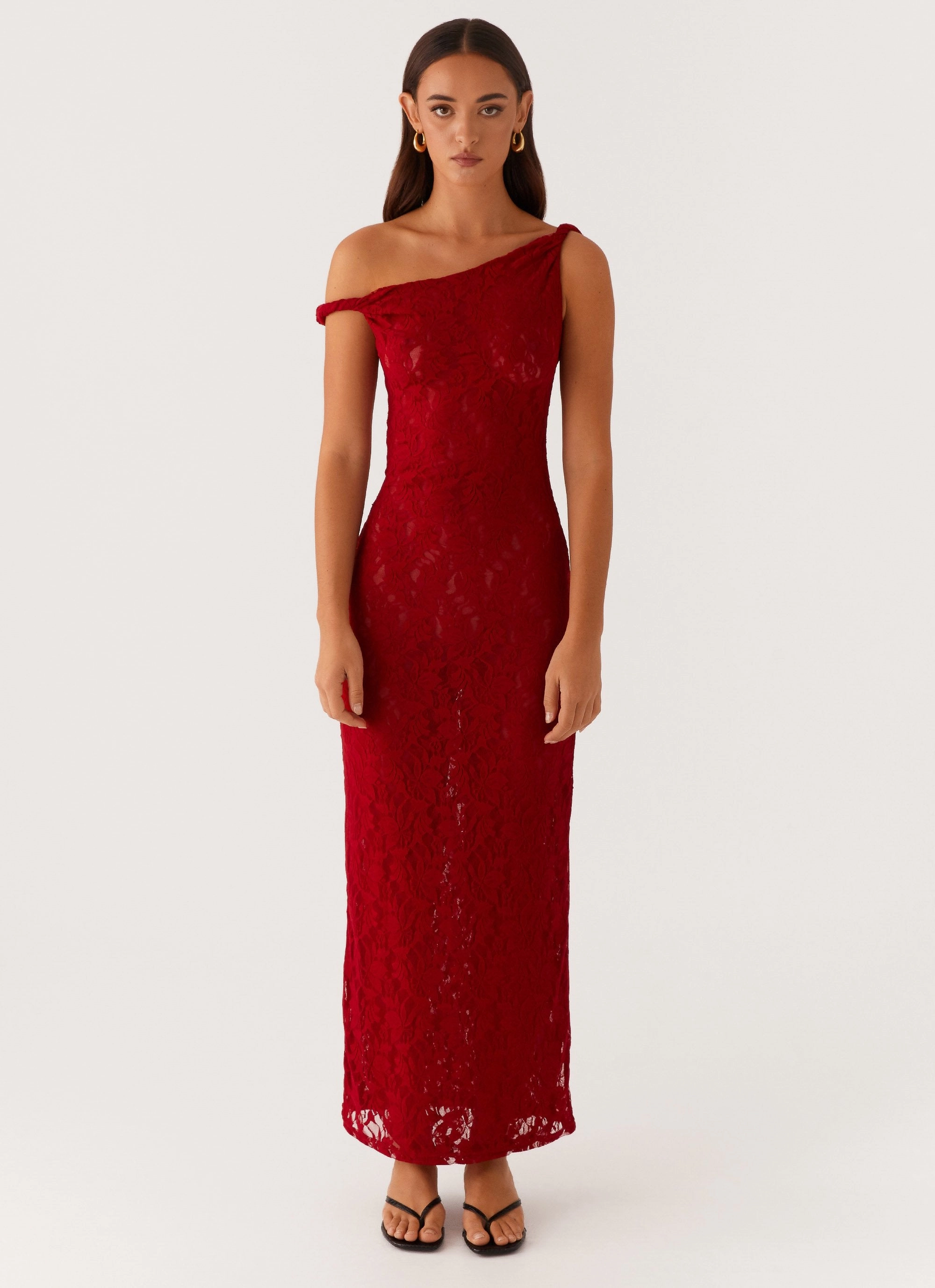 Arabella Twist Shoulder Maxi Dress - Maroon Charming Fit