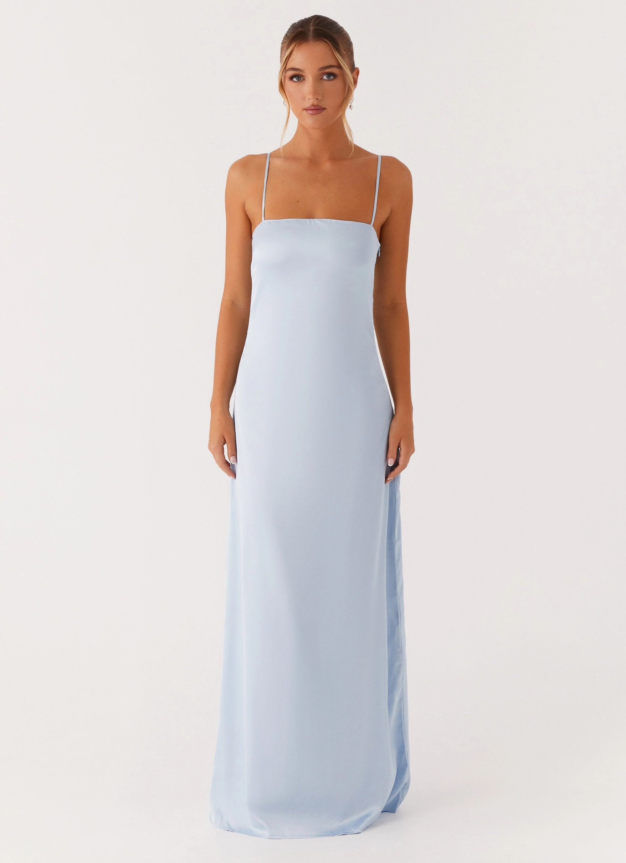Feminine Cut Easy and Effortless Aster Bloom Maxi Dress - Blue