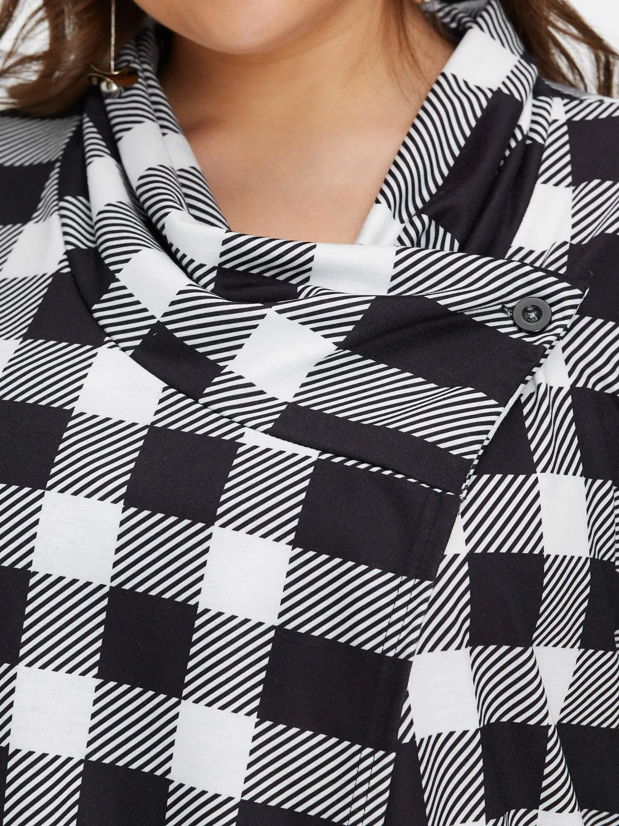 Asymmetrical Grid Long Sleeve Plus Size Coats & Jackets
