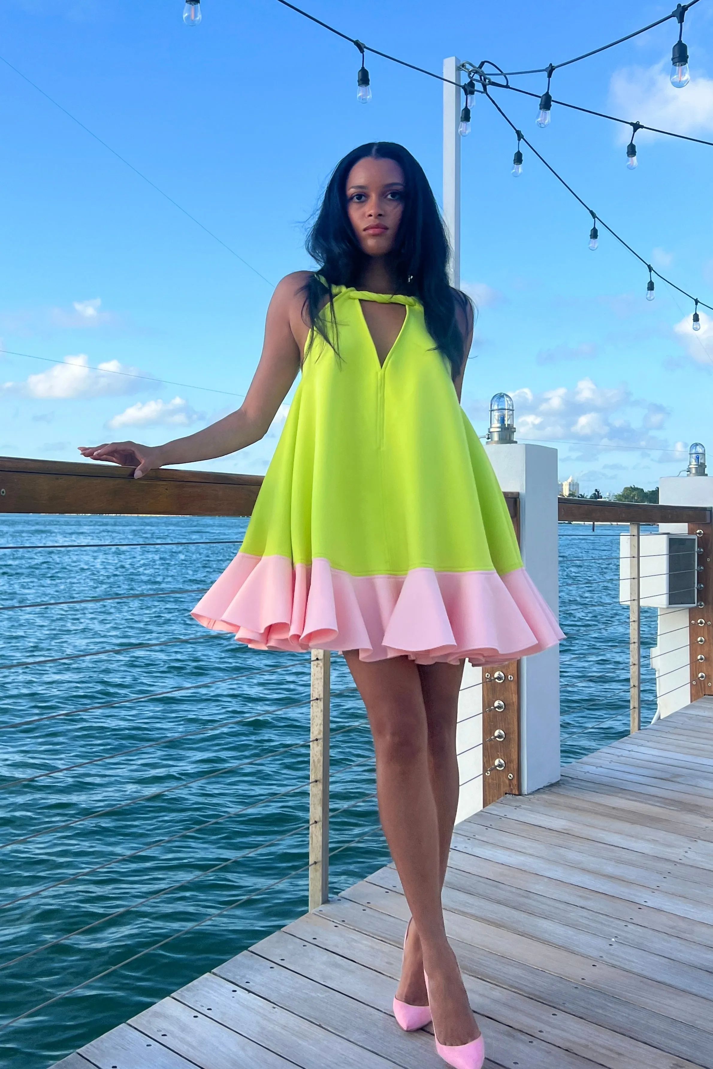 Timeless fitted silhouette Relax Layers Ava Dress Crystal Rose