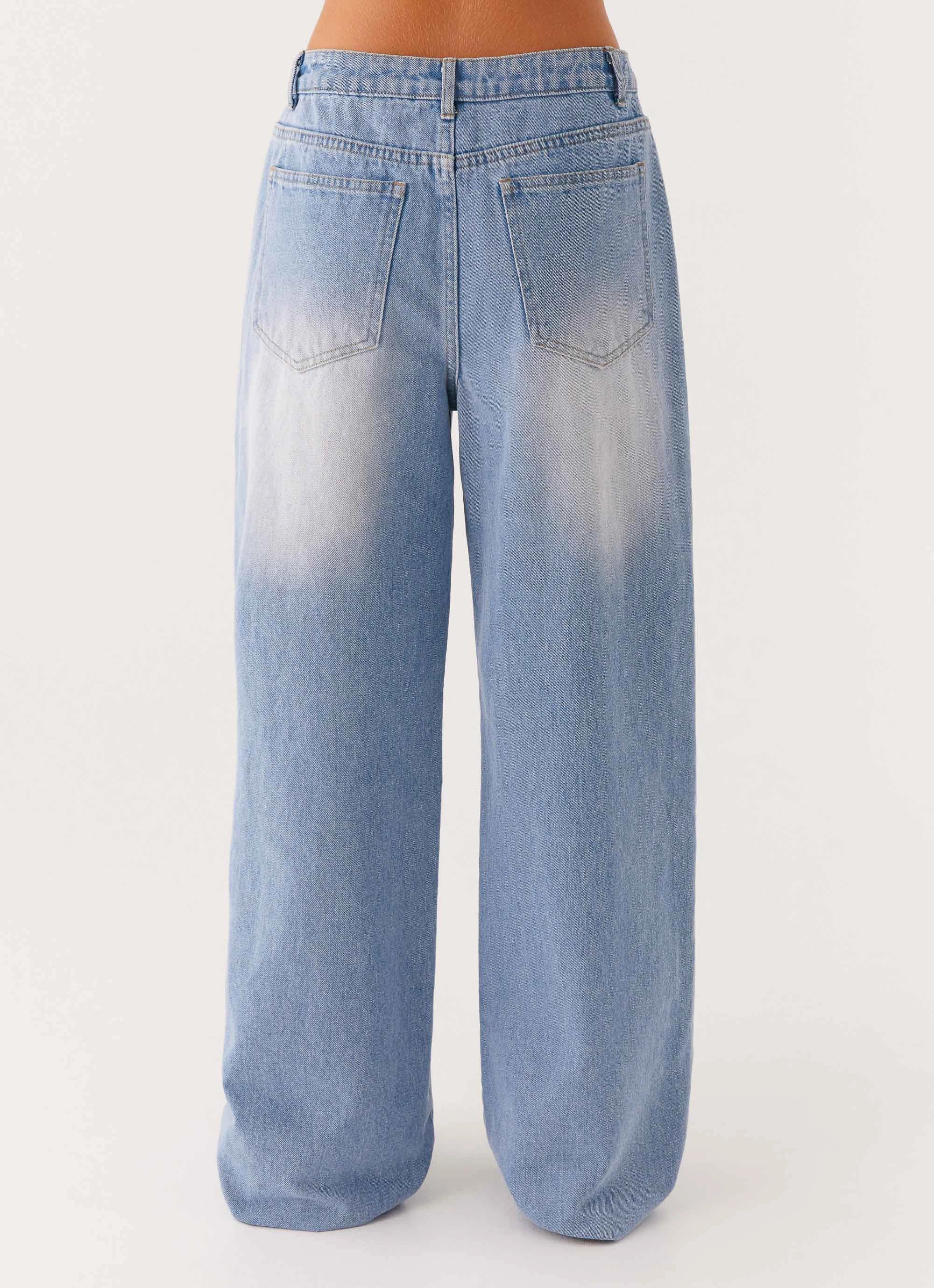 Back Again Straight Leg Denim Jeans - Light Wash Blue Versatile Waist Design