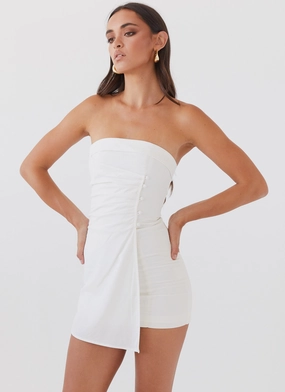 City Rhythm Must-have Lavinia Linen Tube Mini Dress - White