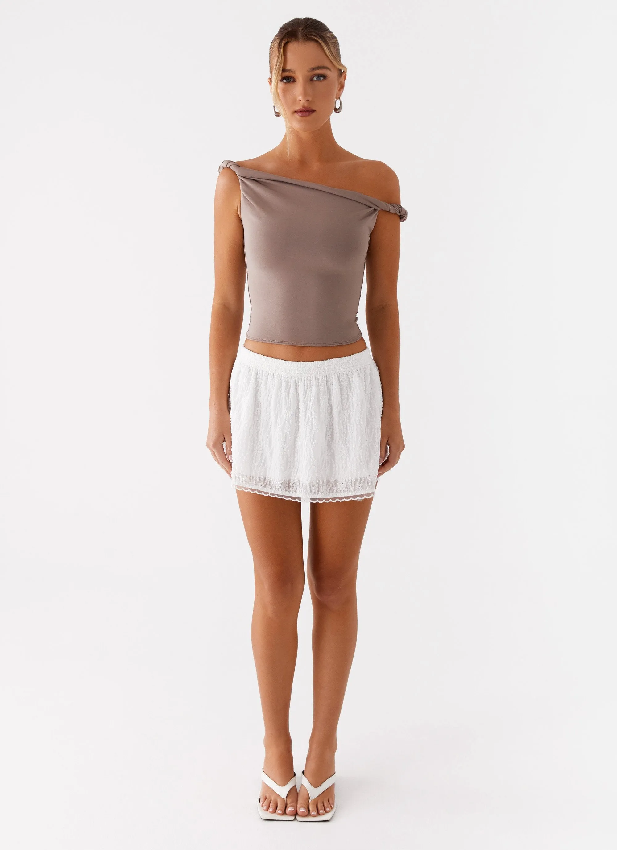 Anti Pilling Fabric Smart Fit Korra Mini Skirt - White