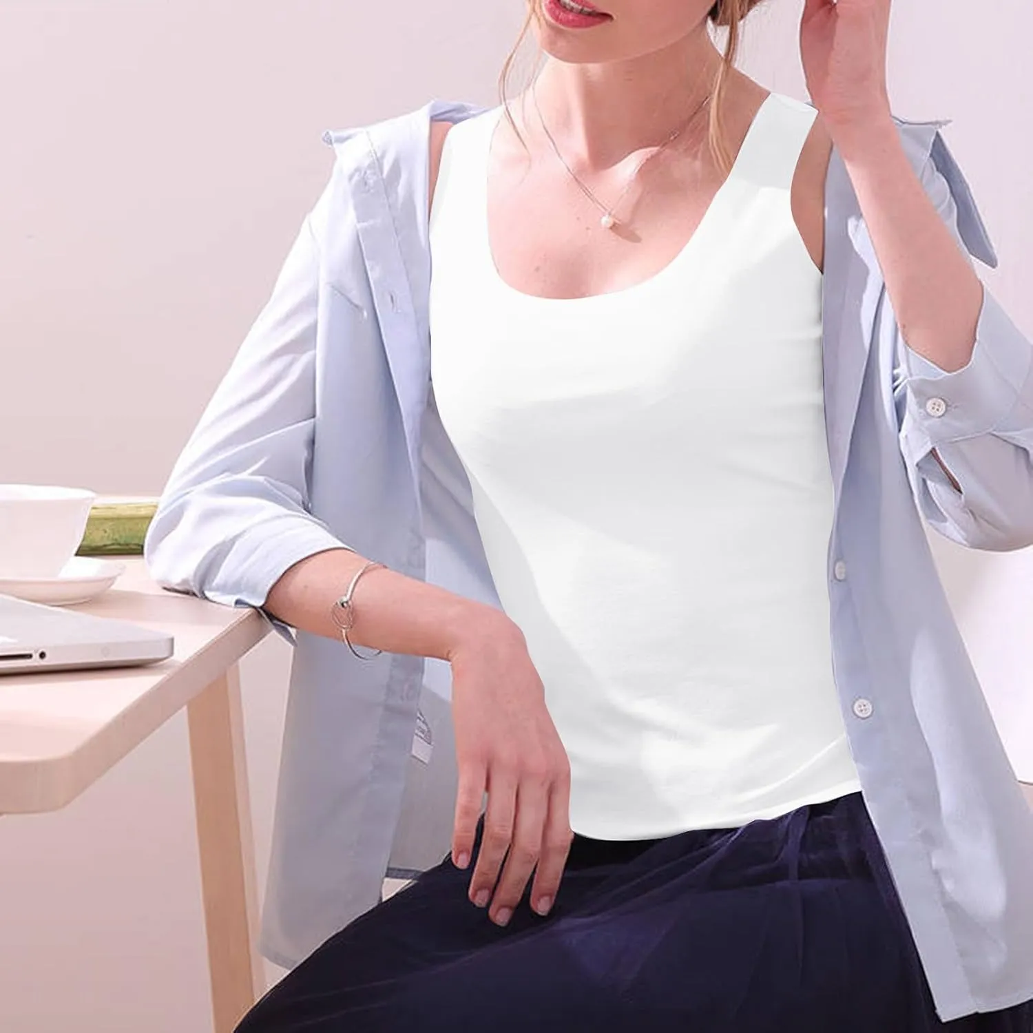 Basic Tank Tops for Women Sleeveless Undershirts 2025 Slim Fitted Crewneck Stretchy Casual Layering Tee Shirt