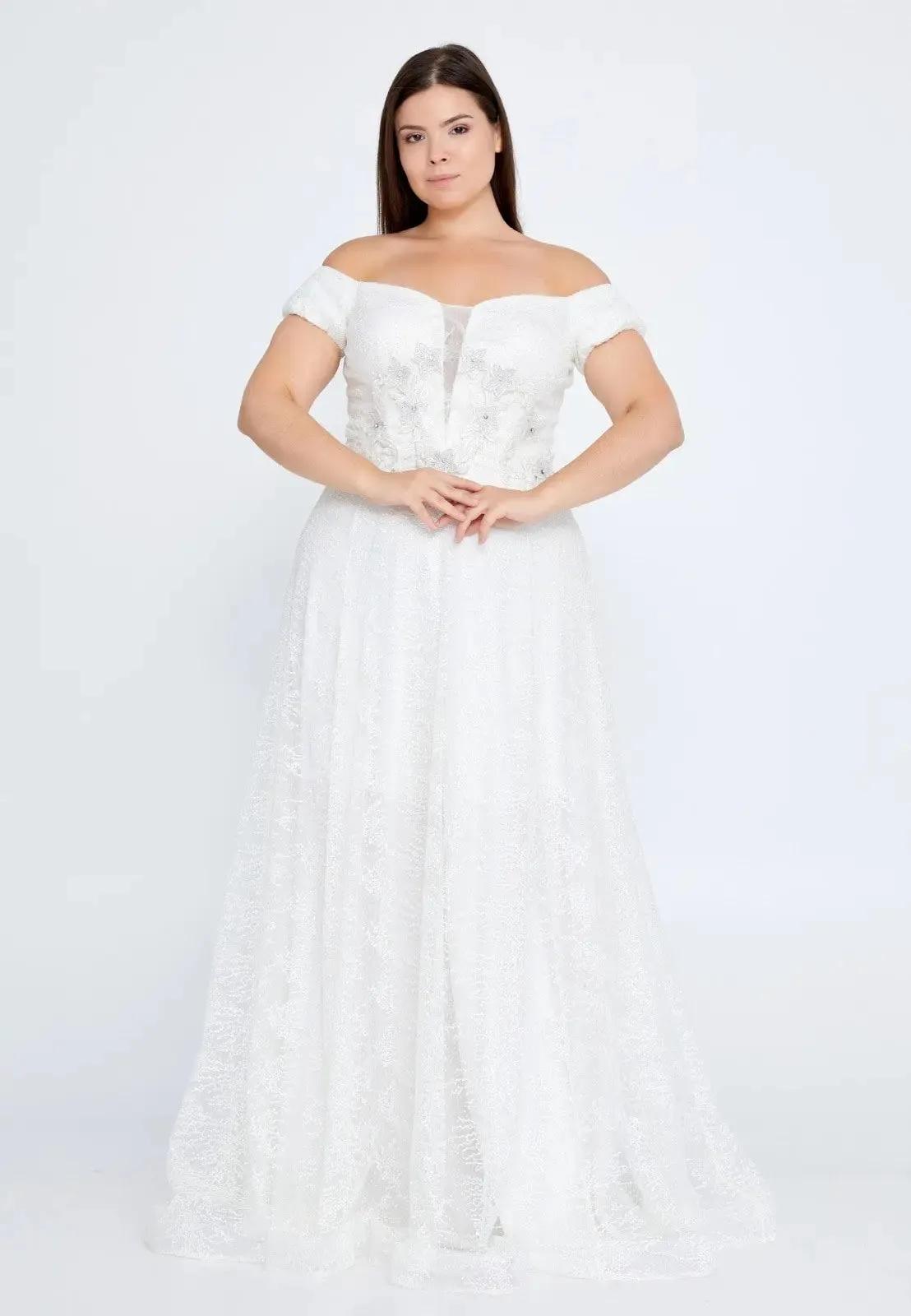 Beautiful plus size wedding dress