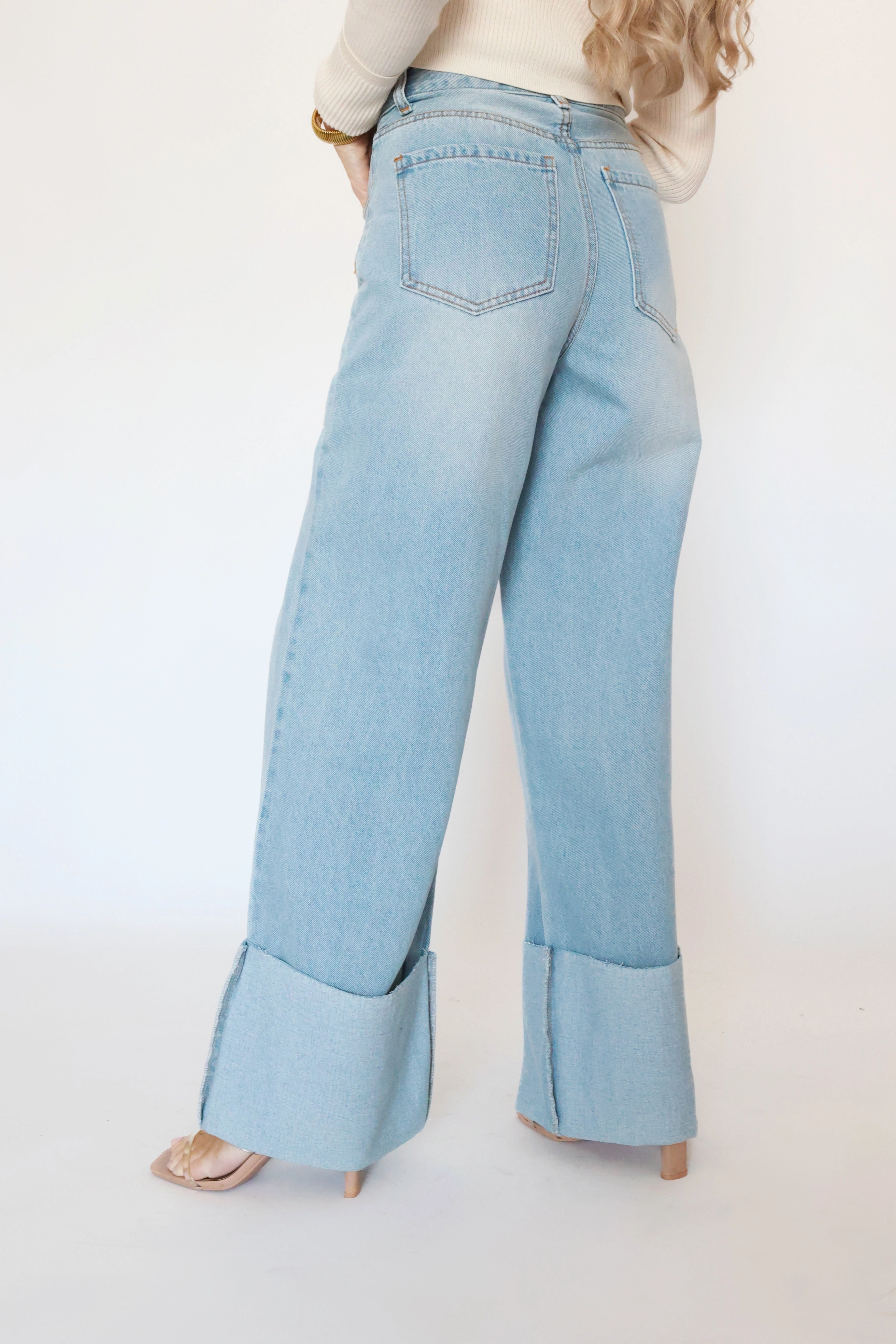 hypoallergenic material Beth Wide Leg Jean