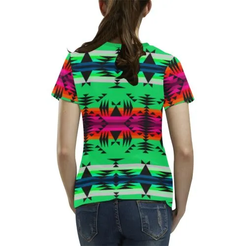 Between the Mountains Deep Lake T-shirt for Women/Large Size (USA Size) (