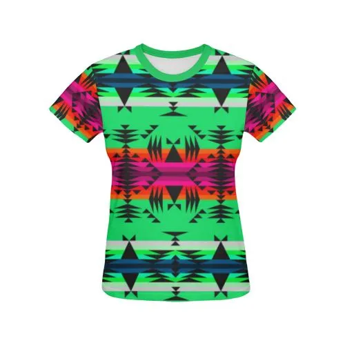Between the Mountains Deep Lake T-shirt for Women/Large Size (USA Size) (