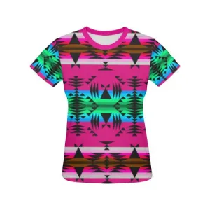 Between the Mountains Pink T-shirt for Women/Large Size (USA Size) (