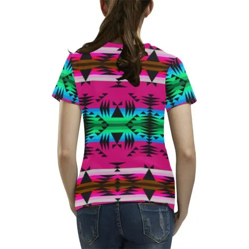 Between the Mountains Pink T-shirt for Women/Large Size (USA Size) (