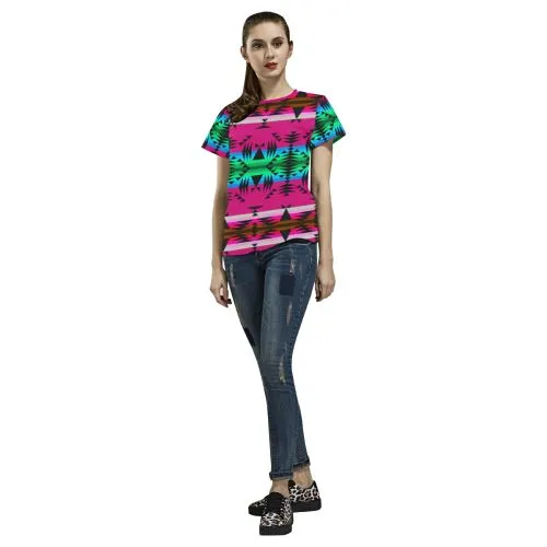 Between the Mountains Pink T-shirt for Women/Large Size (USA Size) (