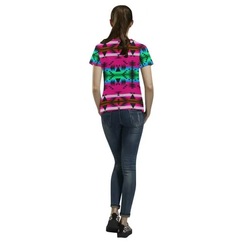 Between the Mountains Pink T-shirt for Women/Large Size (USA Size) (