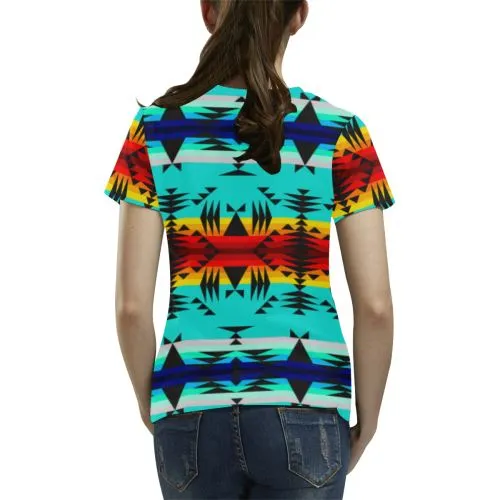Between the Mountains T-shirt for Women/Large Size (USA Size) (