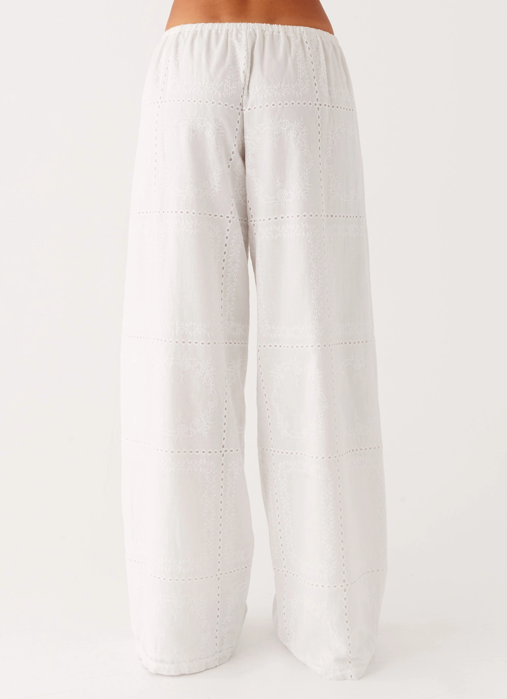TearResistantMaterial Bille Low Rise Pants - White