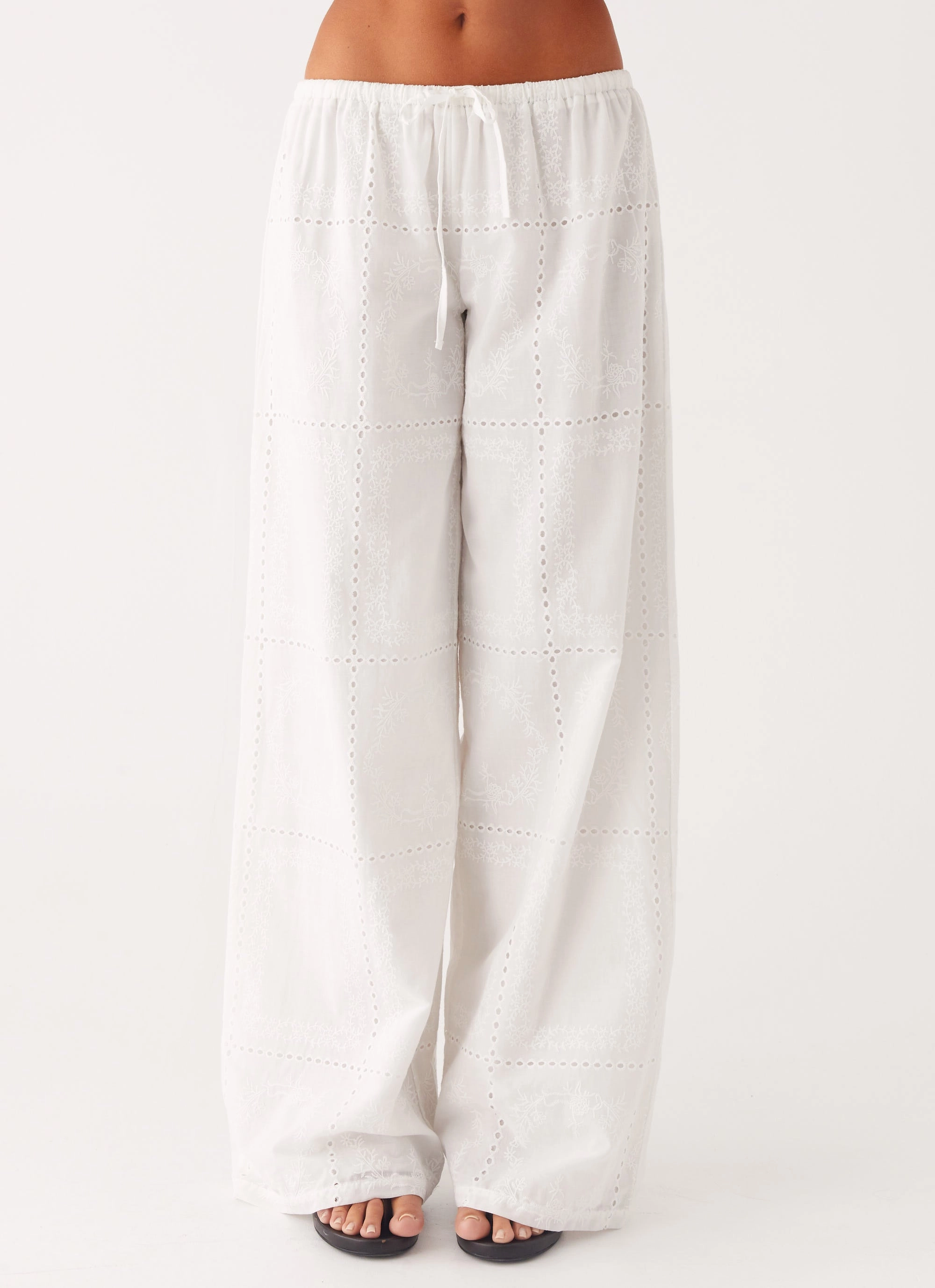 Bille Low Rise Pants - White No Iron SoftCottonBlend