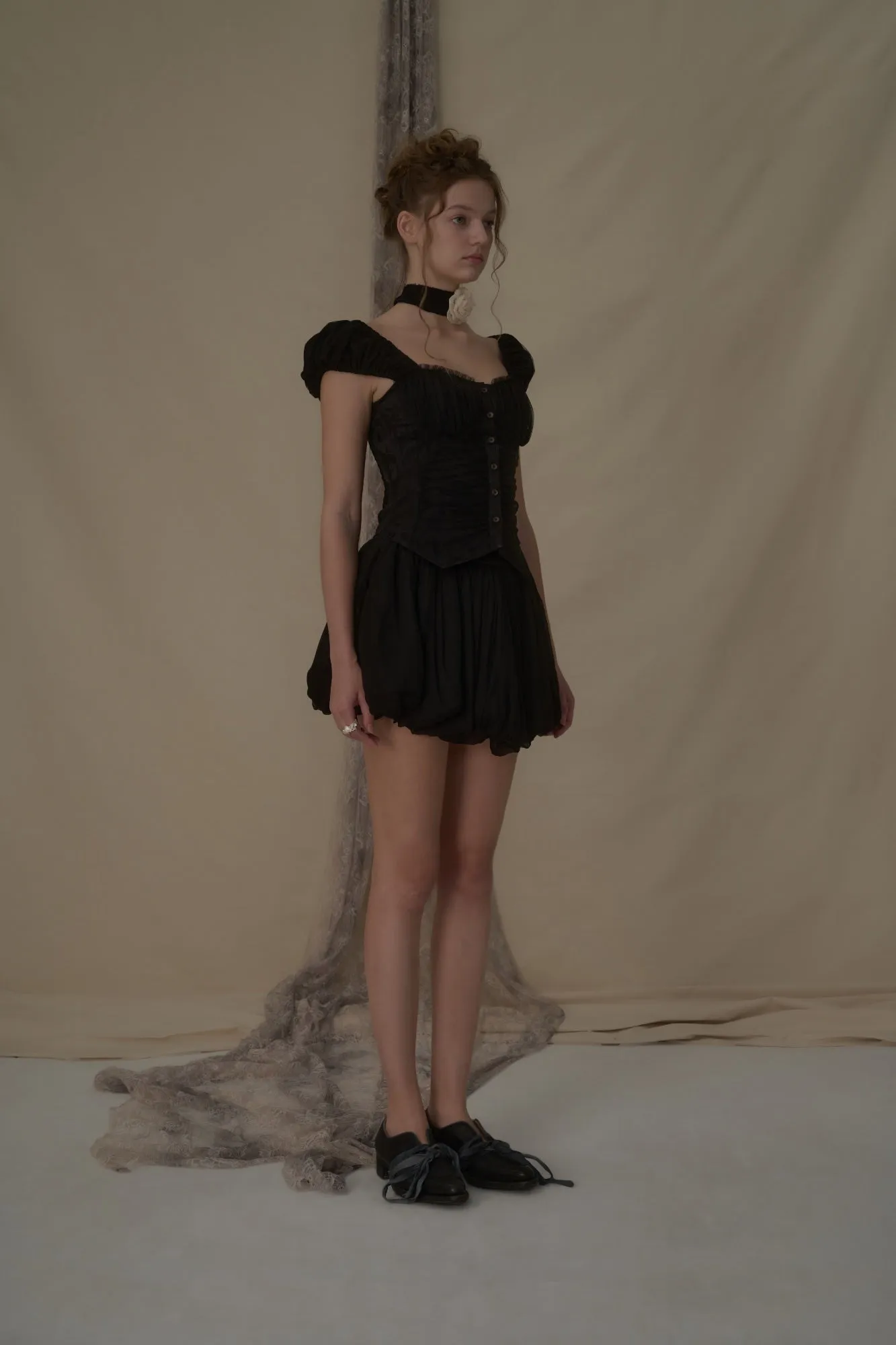 Black Frill Trim Bubble Sleeve Top