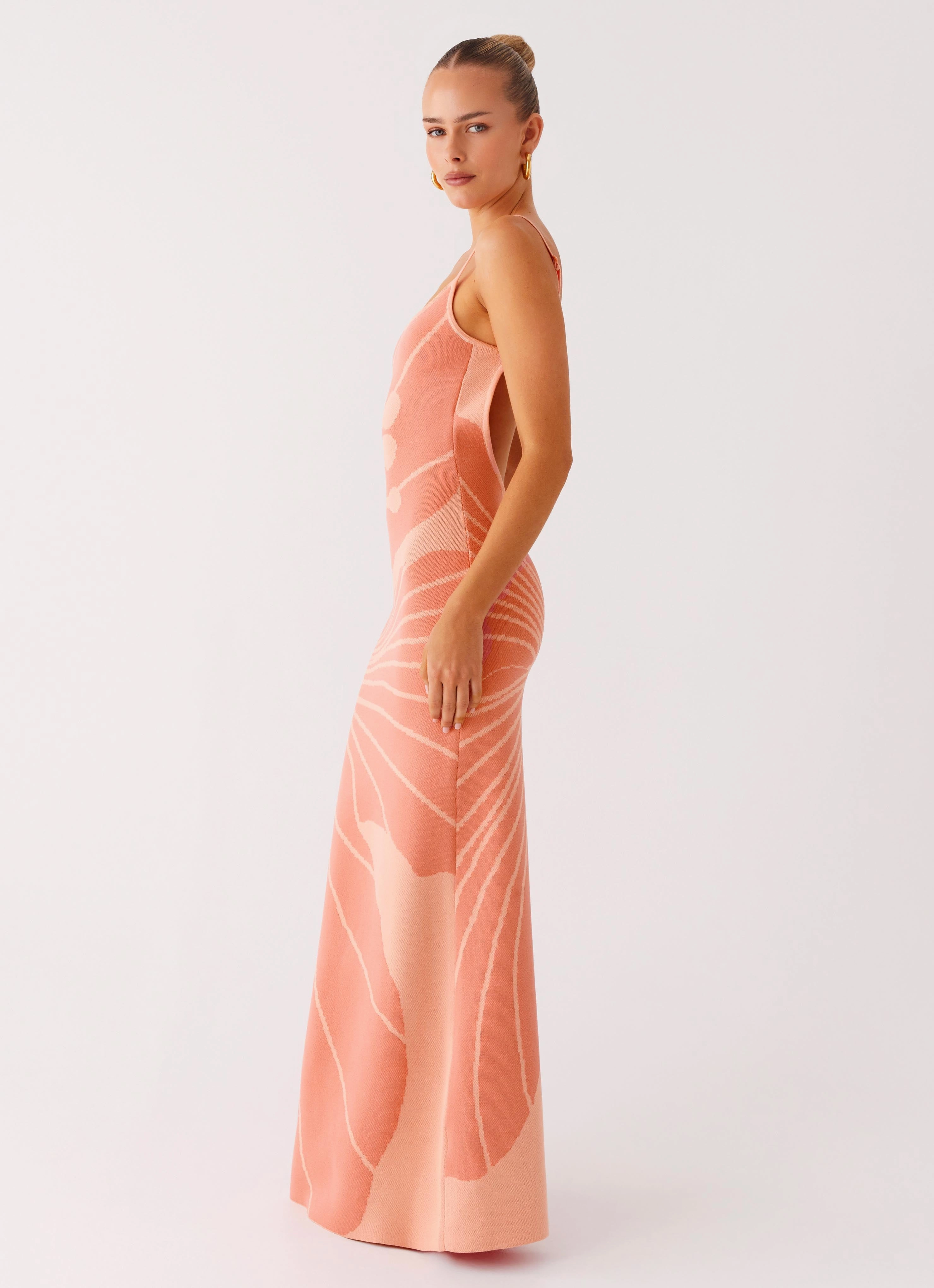 Bliss View Knit Maxi Dress - Peach Stylish Silhouette