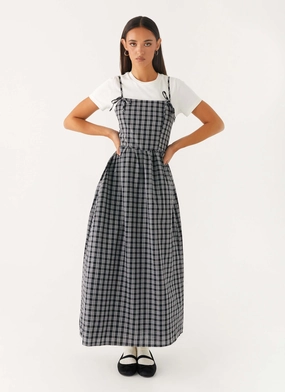 Ramsey Midi Dress - White Black Check Plus Fit Sunset Scene