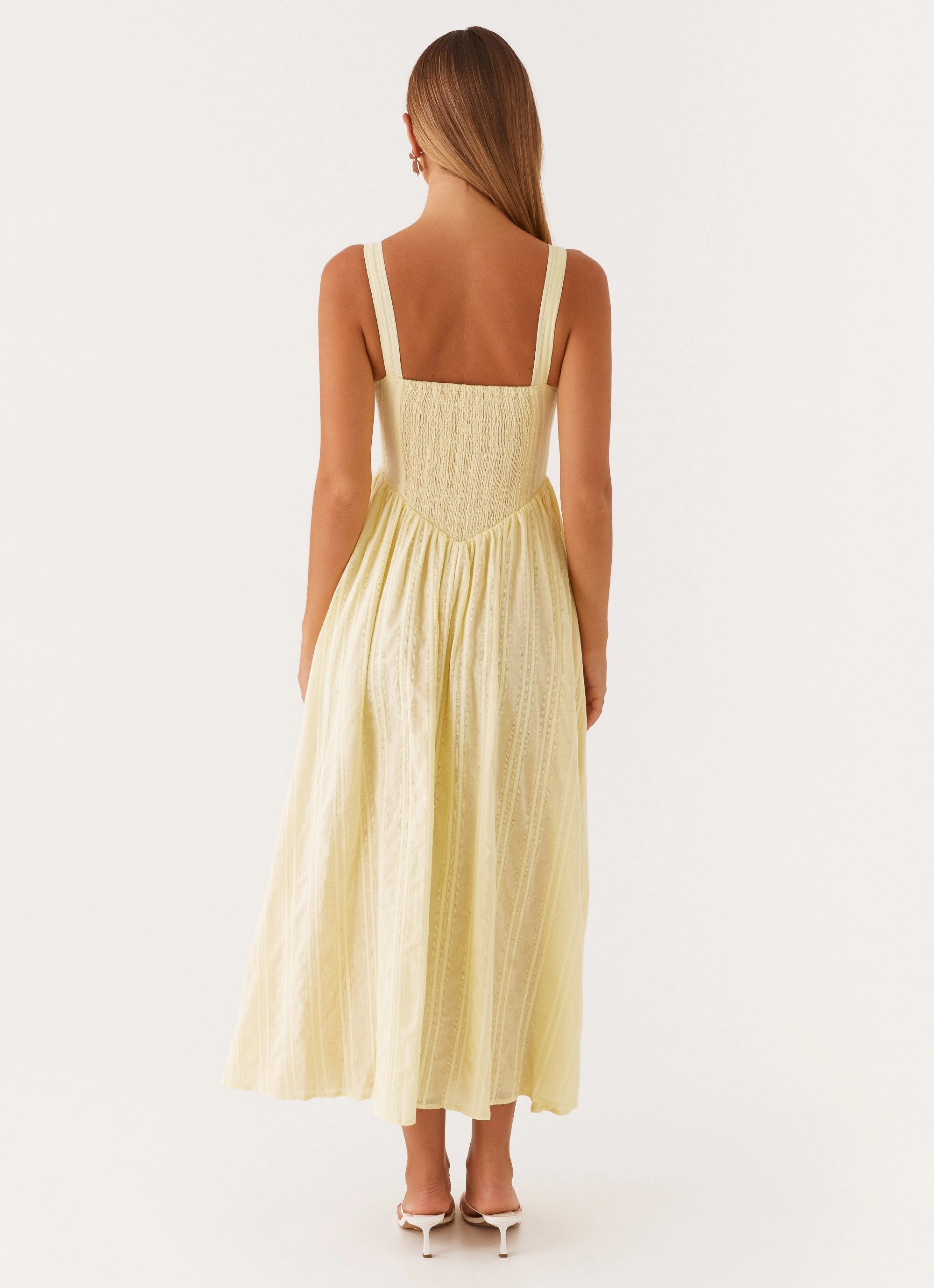 Sleek And Stylish Photo Bright Pascuelle Midi Dress - Yellow
