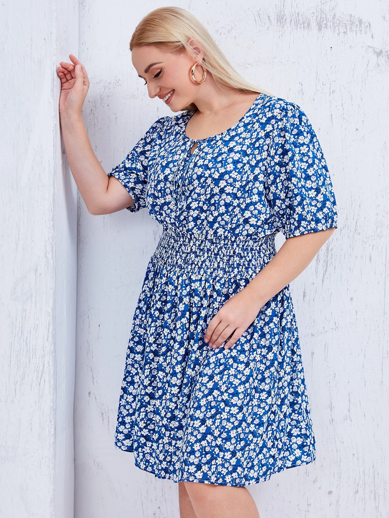 Boho Ditsy Floral Shirred Half Sleeve Tie Neck Semi-Sheer Flared High Waist Knee Length Plus Size Dress