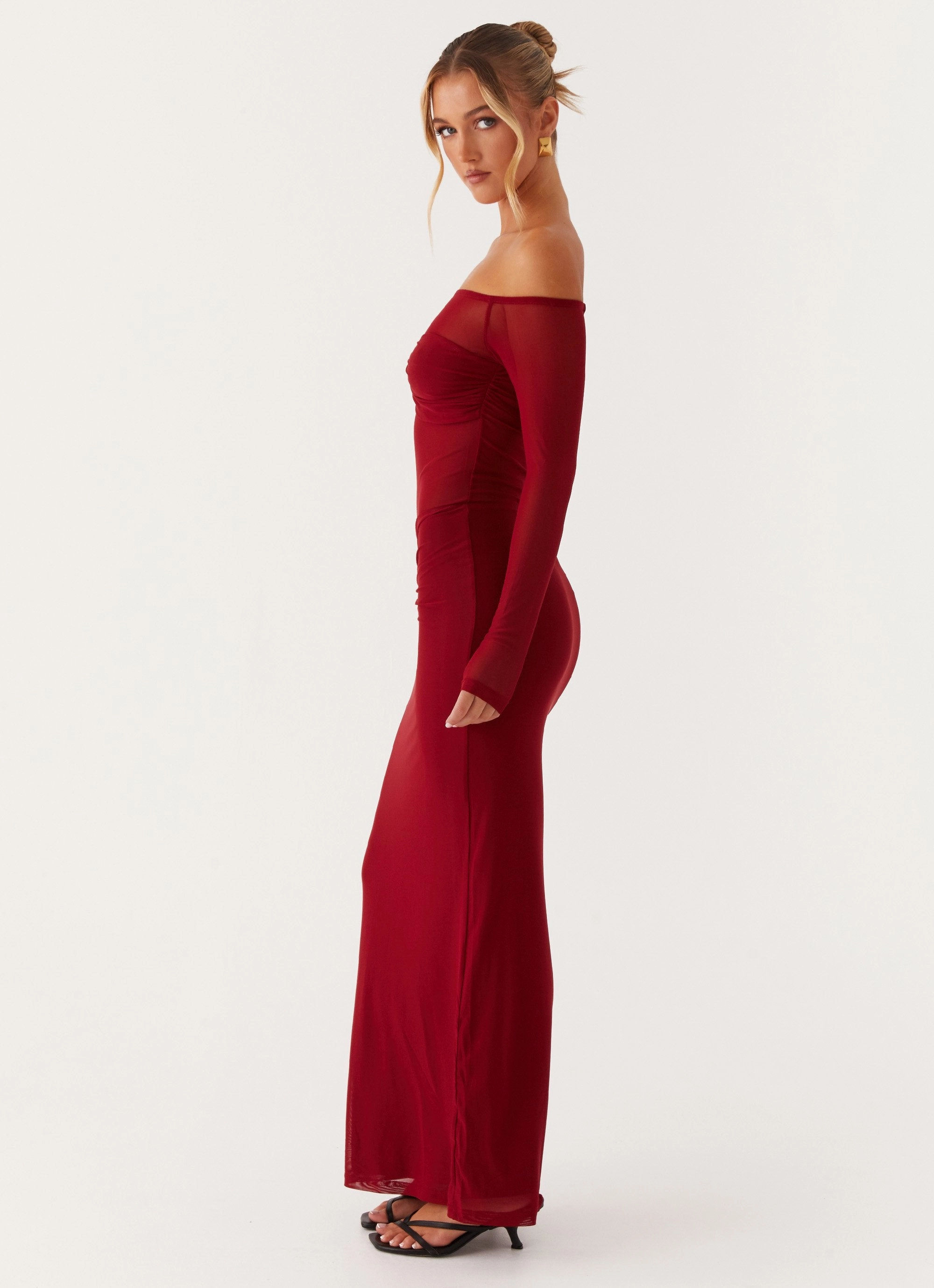 Formed Look Divine Beauty Mesh Maxi Dress - Maroon