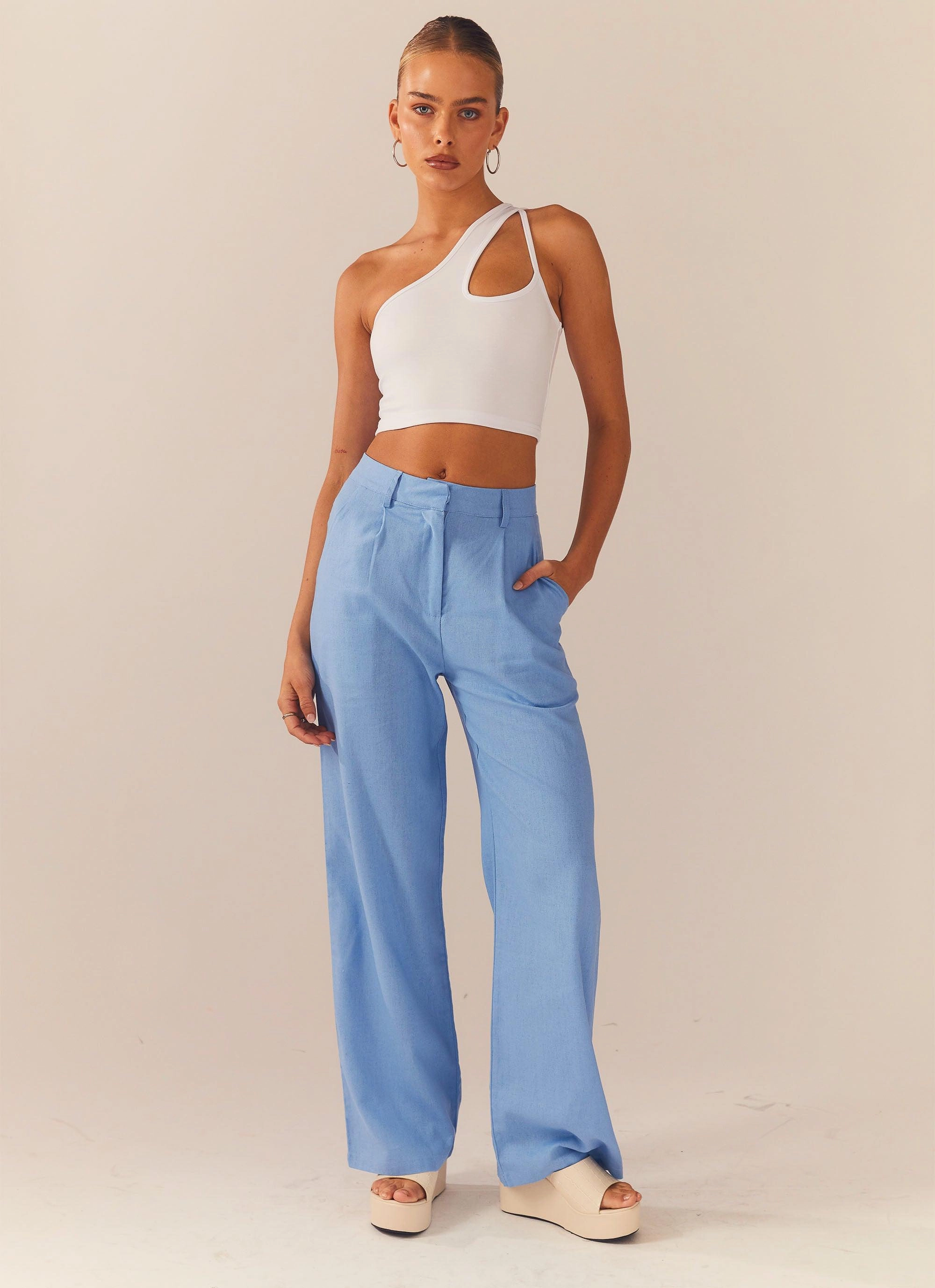 Cedar Crop Top - White TexturedSurface