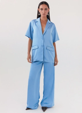 Airflow Ventilation System All Year Use Brinkley Oversized Satin Shirt - Sky Blue