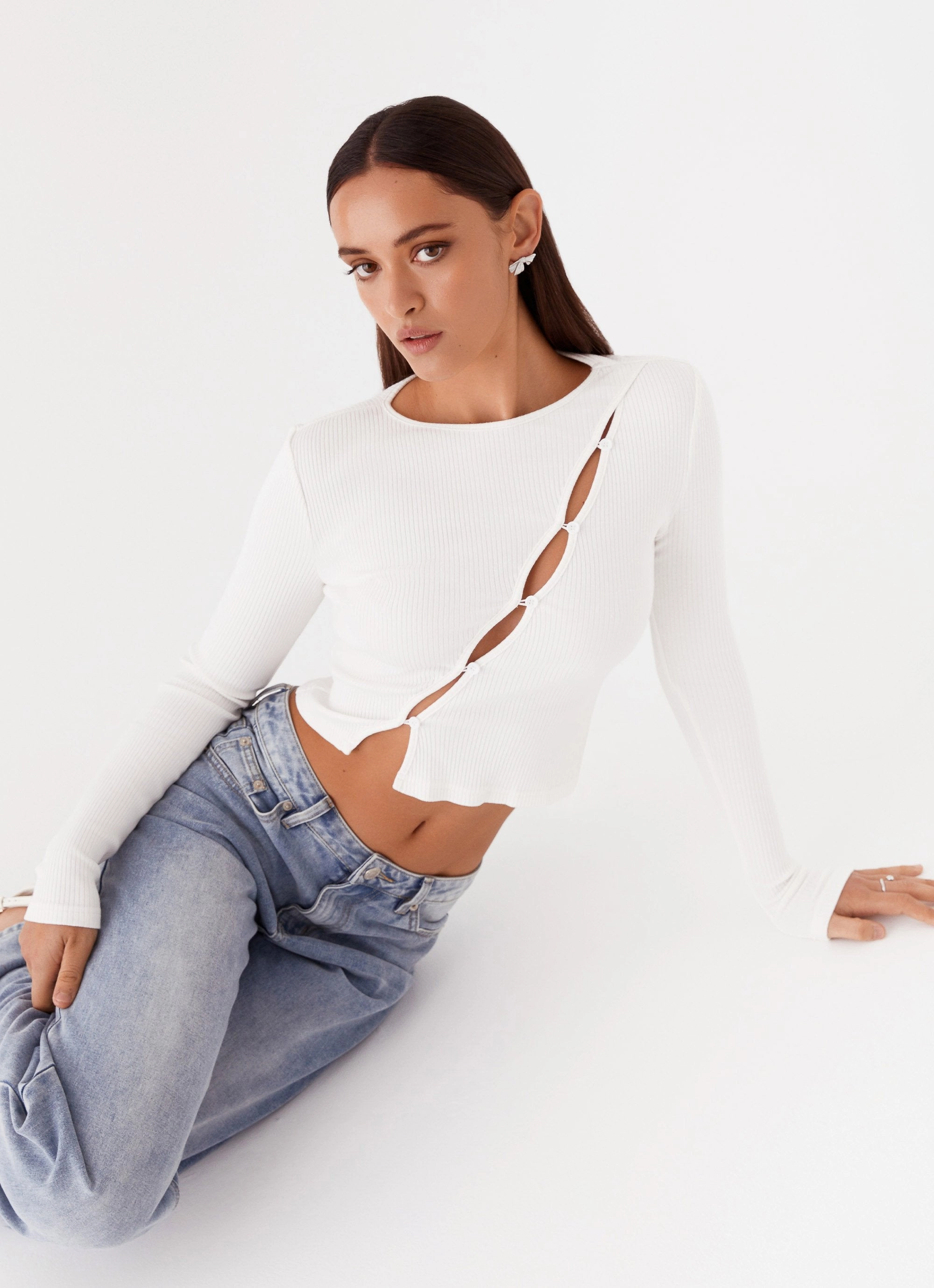 Cassius Long Sleeve Top - Ivory CompressionFit MoistureWicking