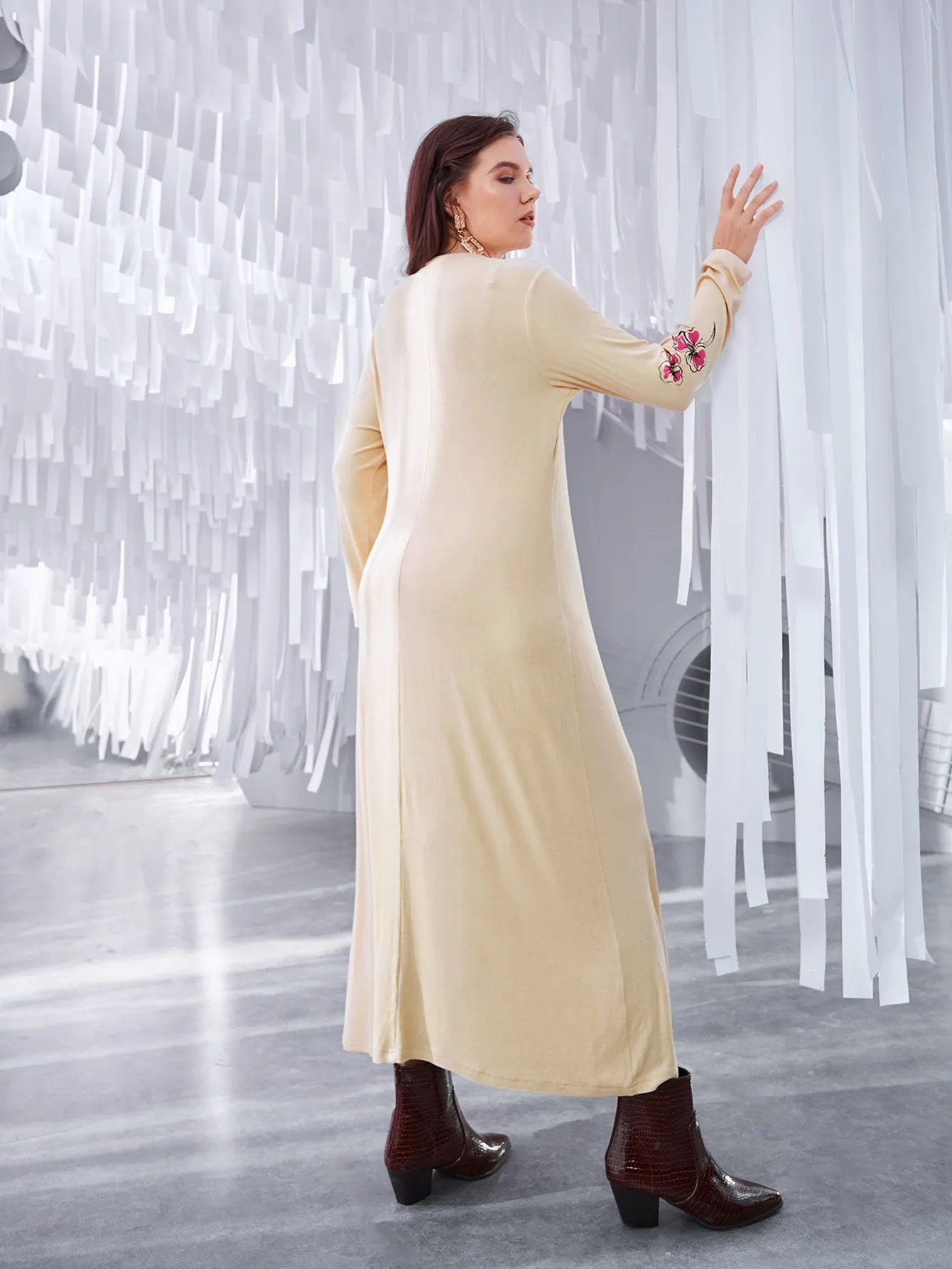 Casual Floral Long Sleeve Round Neck Straight Natural Midi Plus Size Dress