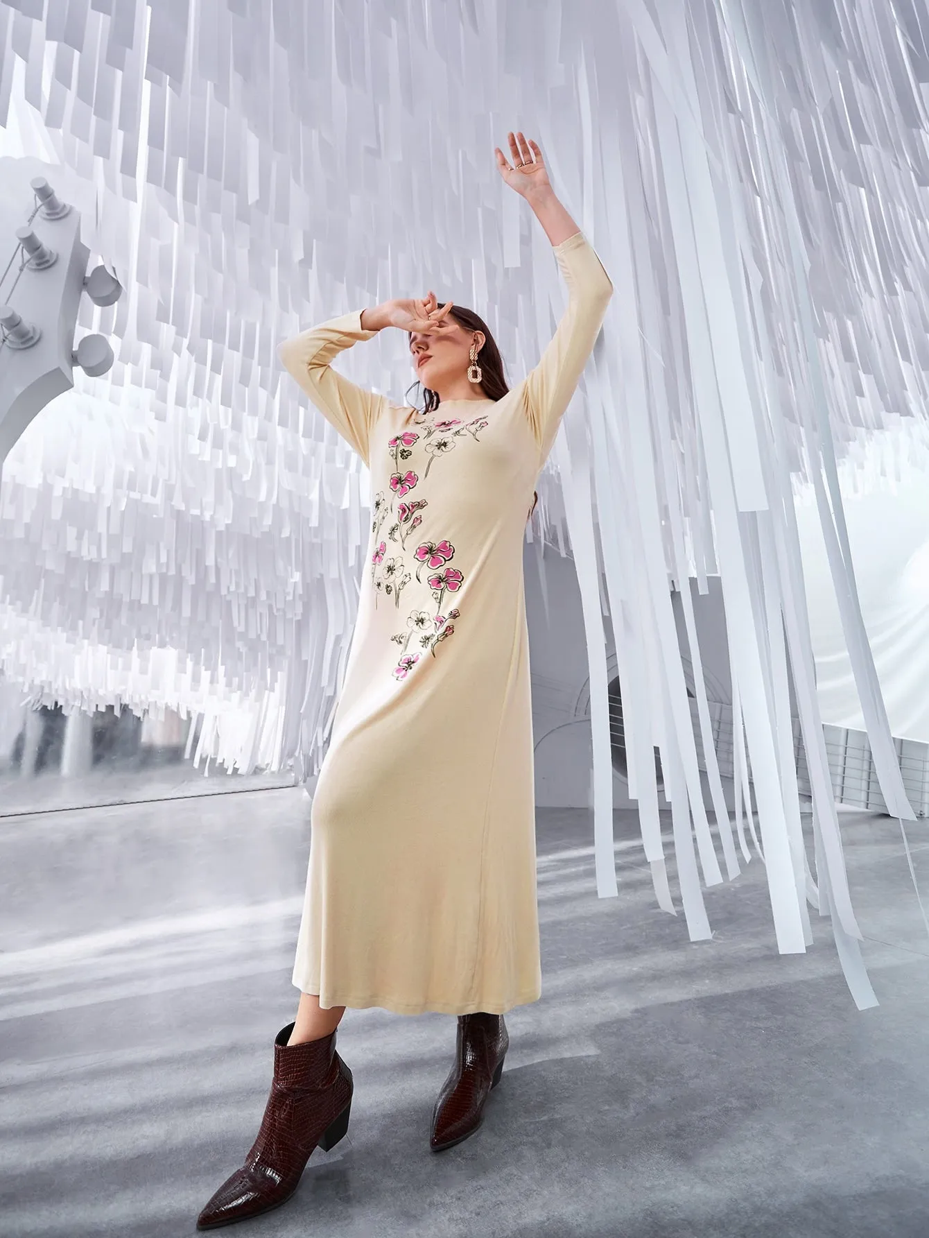 Casual Floral Long Sleeve Round Neck Straight Natural Midi Plus Size Dress