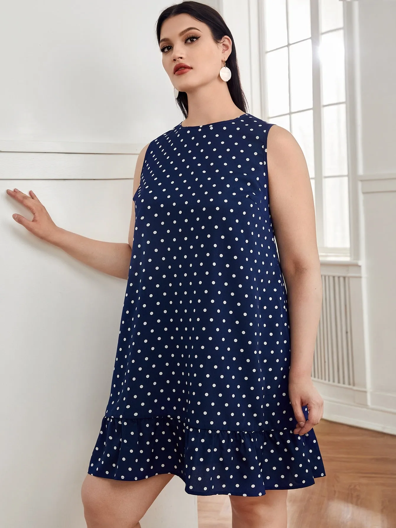 Casual Polka Dot Sleeveless Round Neck Flared Short Plus Size Dress