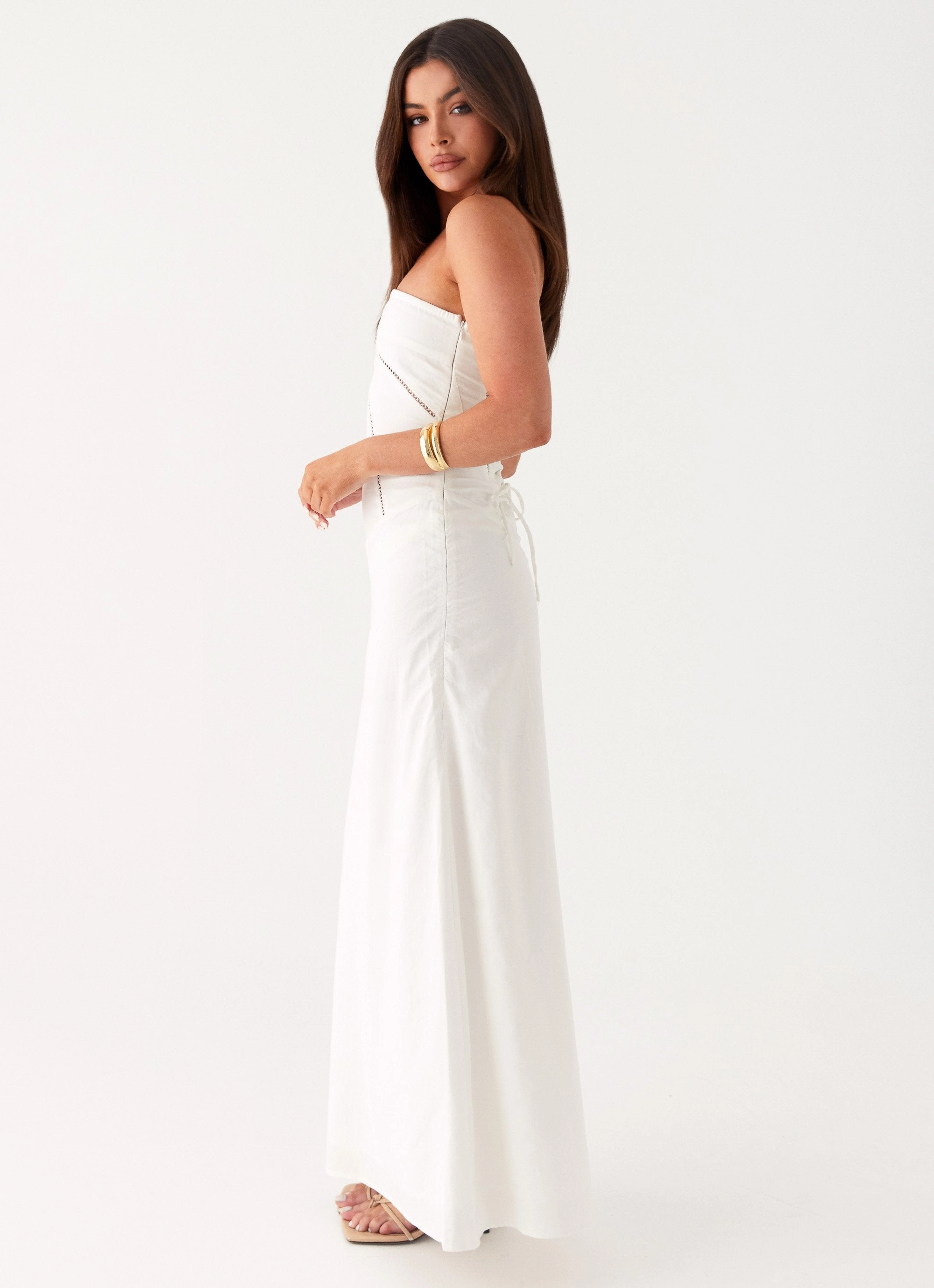 Cerisa Linen Maxi Dress - White Versatile and Comfortable Elegant Outline