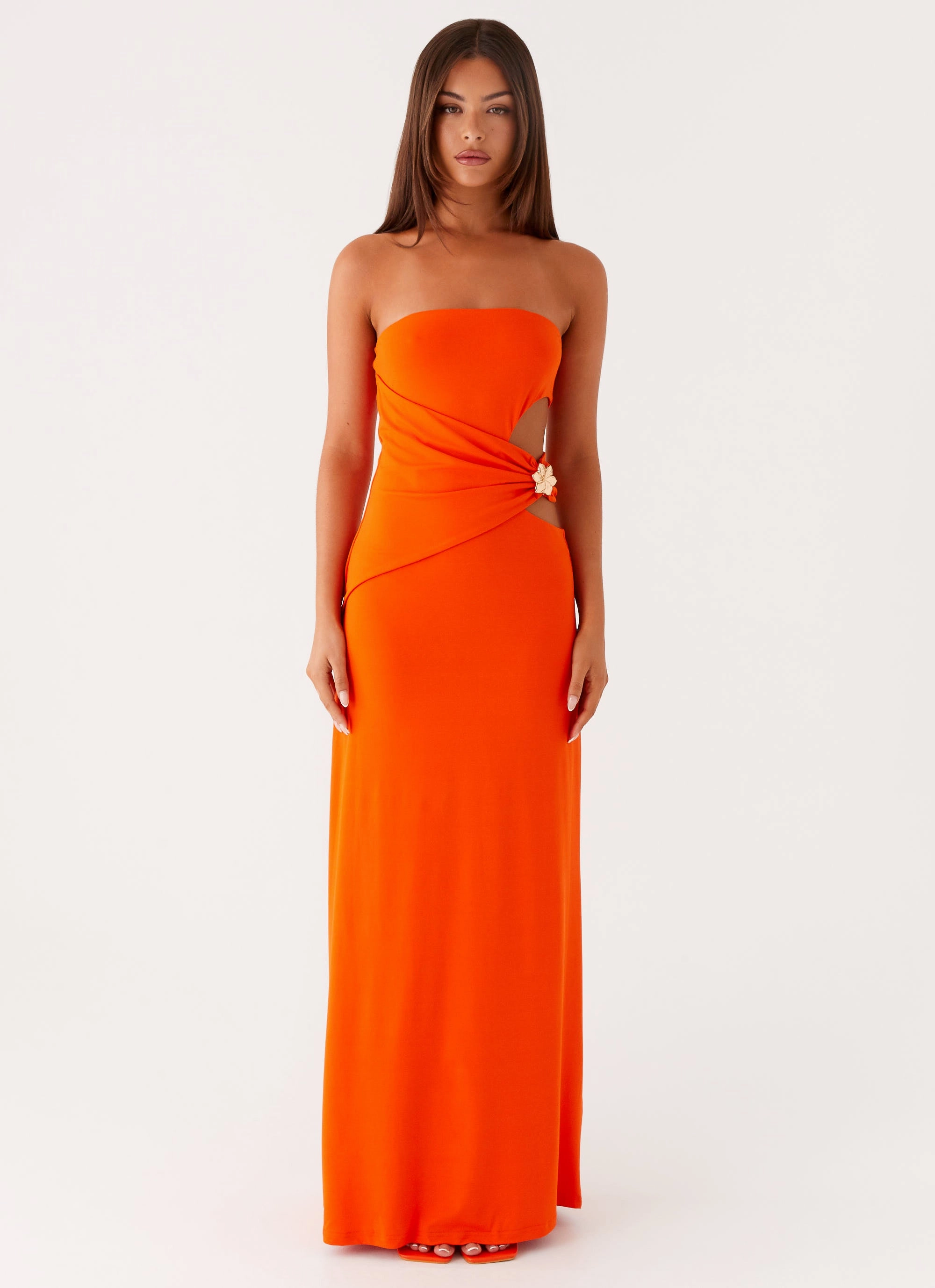 Anetta Maxi Dress - Orange Delicate Details Smart Fashion