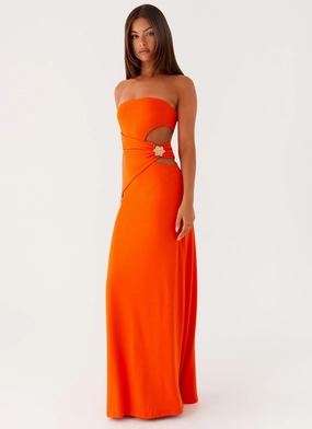 Chic Layers Anetta Maxi Dress - Orange Easy-to-style casual dress Anetta Maxi Dress - Orange